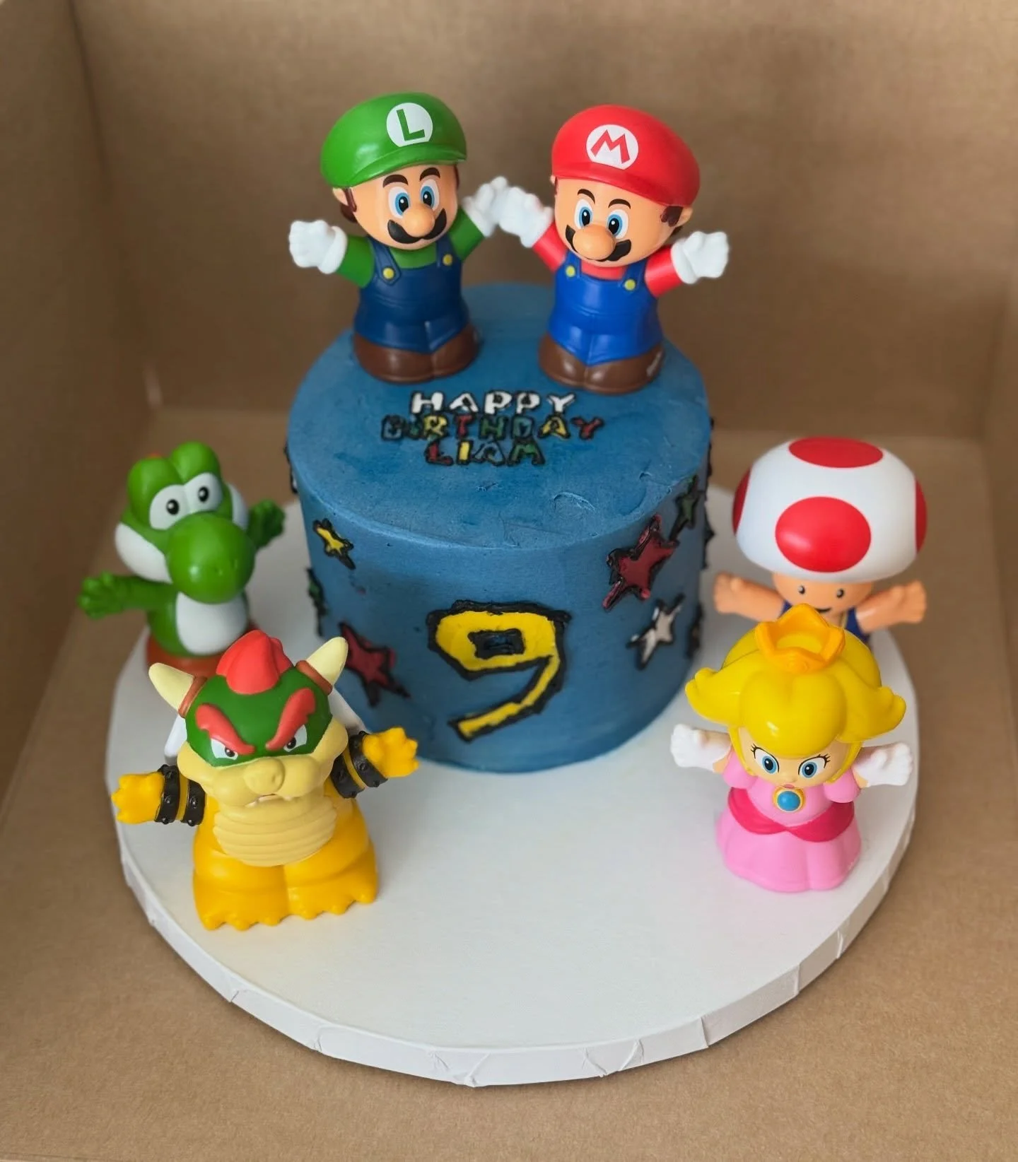 Liam&rsquo;s Super 9th Birthday 
.
.
.
.
.
#supermario #cake #buttercream #sugarcookies #happybirthday