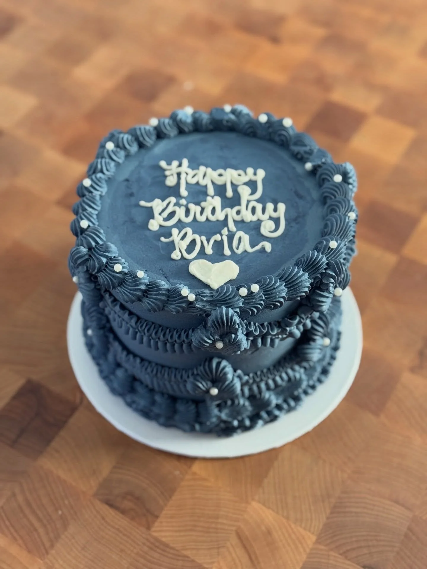 Moody Navy Lambeth Cake for Bria&rsquo;s 13th Birthday 
.
.
.
.
.
#lambeth #lambethcake #cake #buttercream #13