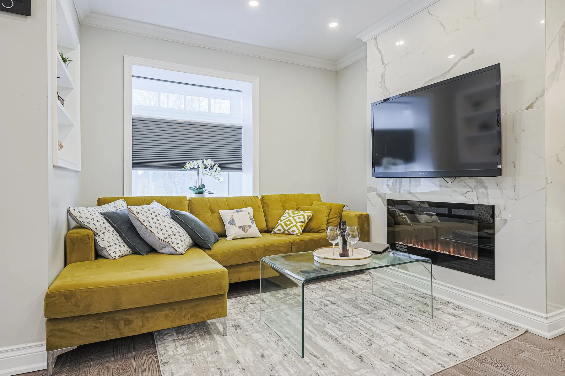 238 Roselawn Ave MLS-16.jpg