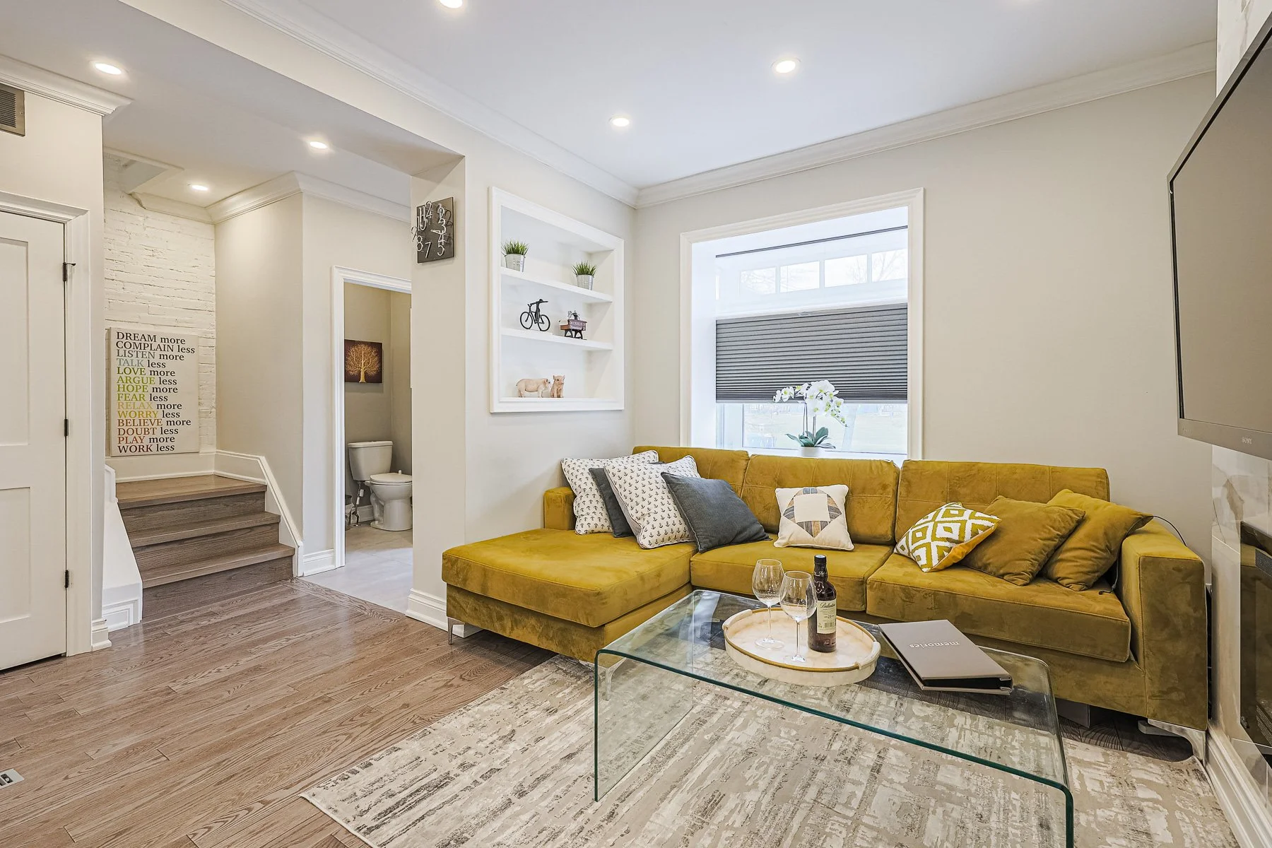 238 Roselawn Ave MLS-20.jpg