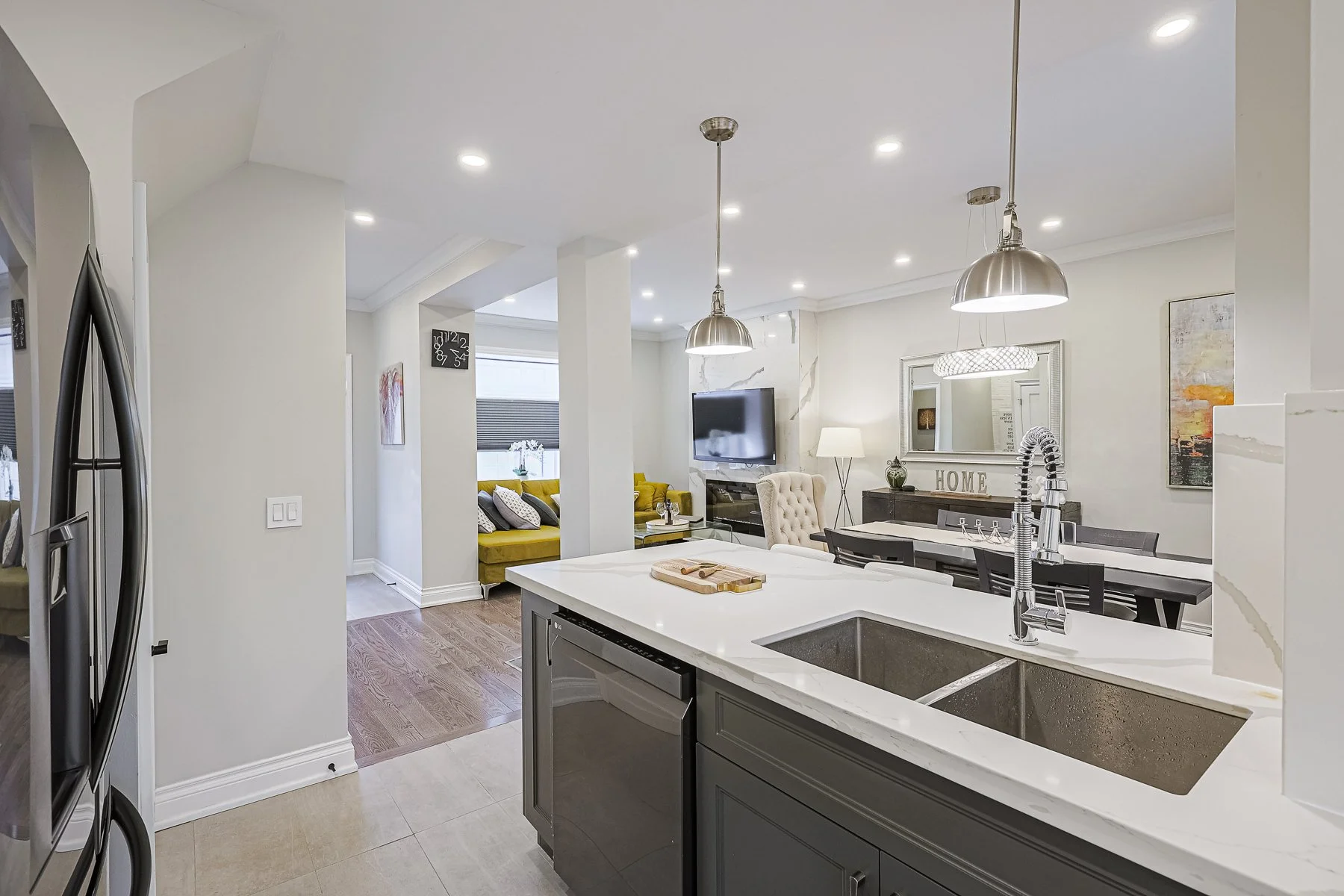 238 Roselawn Ave MLS-33.jpg