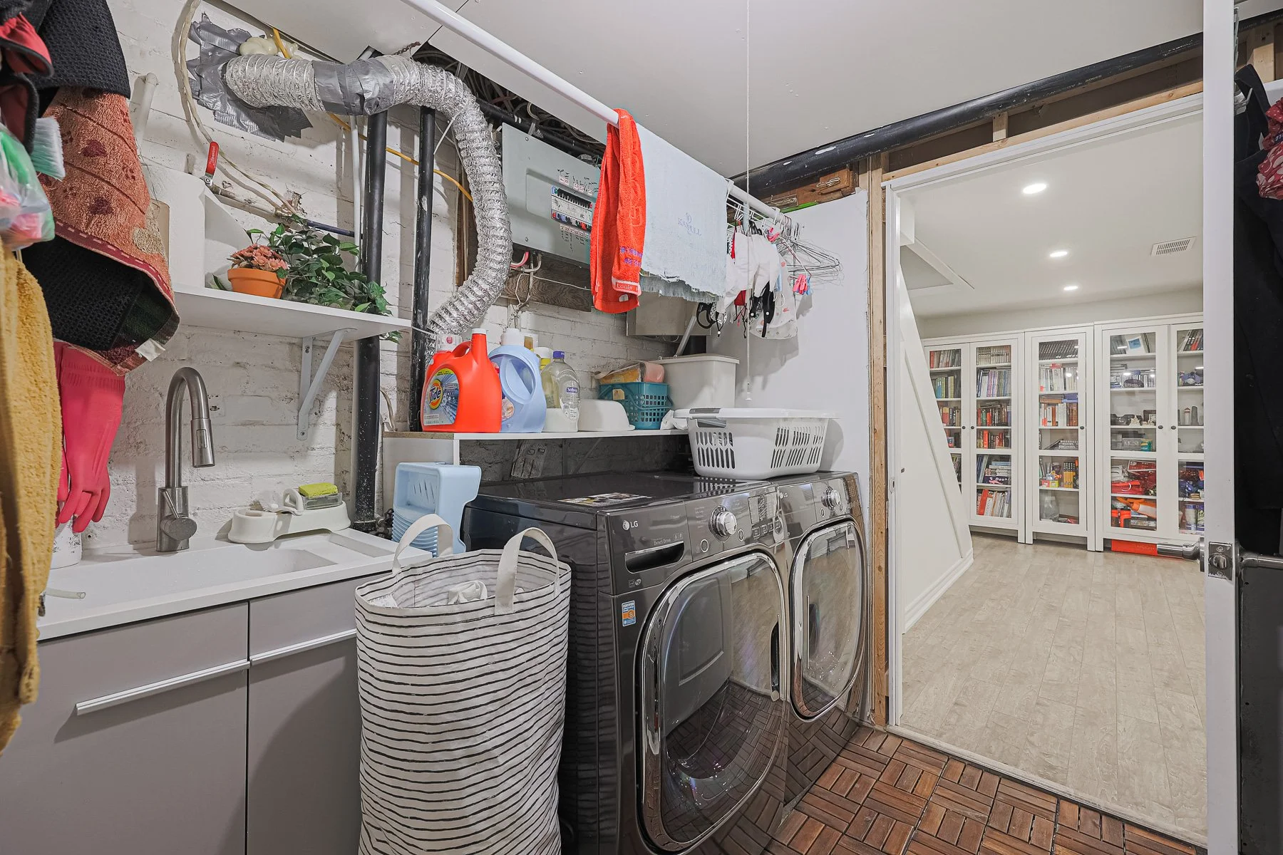 238 Roselawn Ave MLS-68.jpg