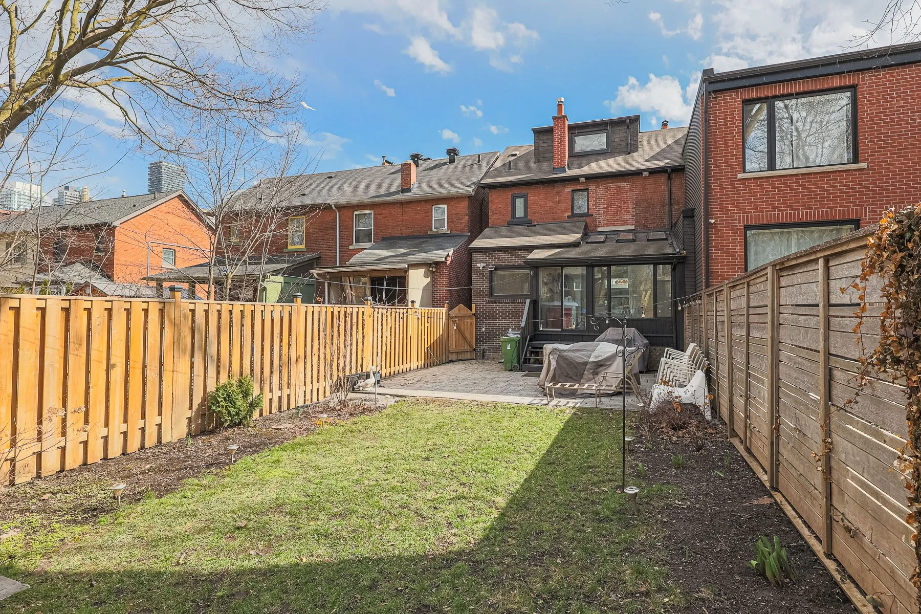 238 Roselawn Ave MLS-84.jpg