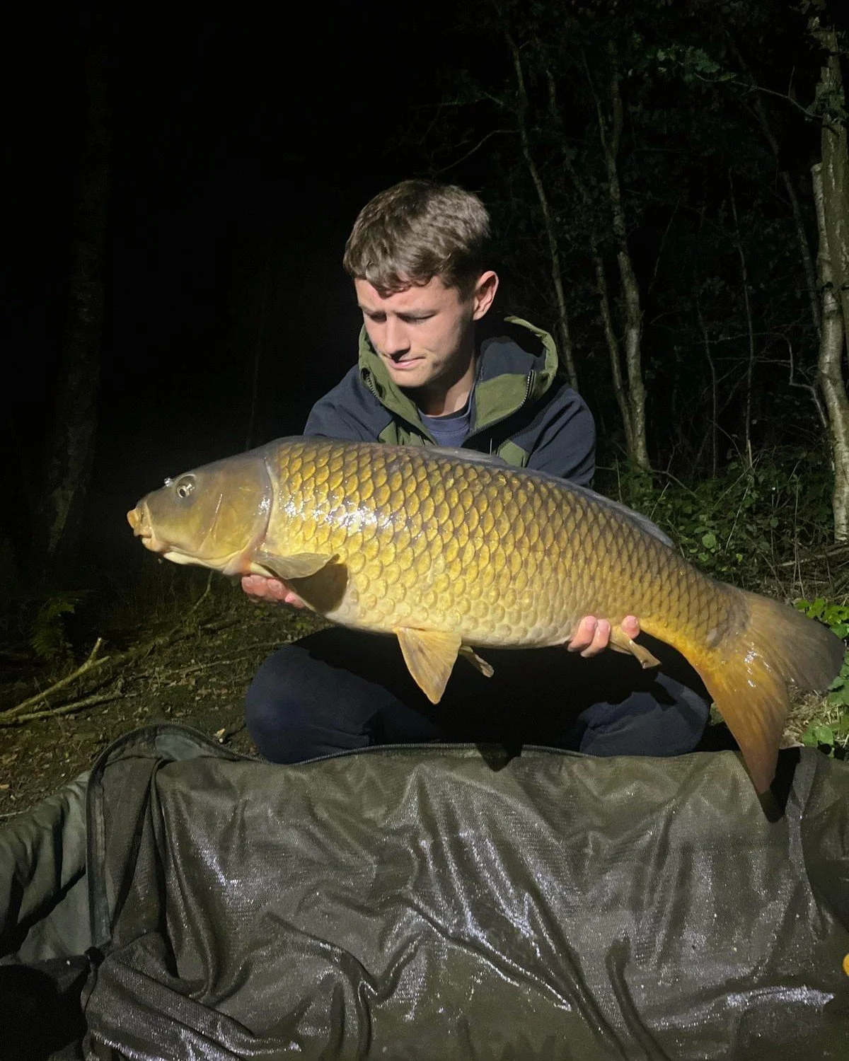 24lb personal best. At 16 years old 🎣

Huge congratulations to Harry Taws who landed this stunning common carp on his recent visit to the lodges. 👏

Tag a young angler who needs to get on the bank 👇

#PersonalBest #YoungAngler #CarpFishing #Common