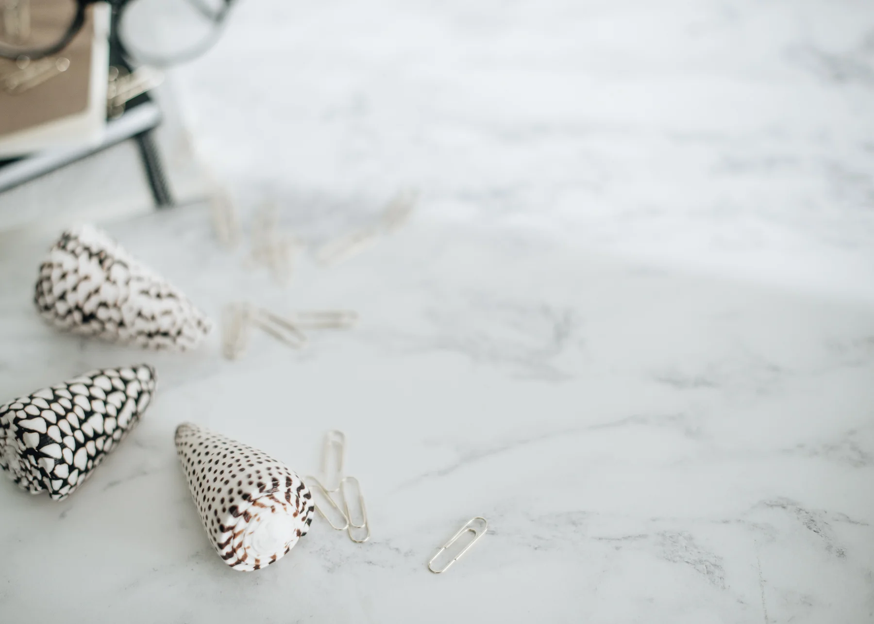 8-marble-flatlay.jpg