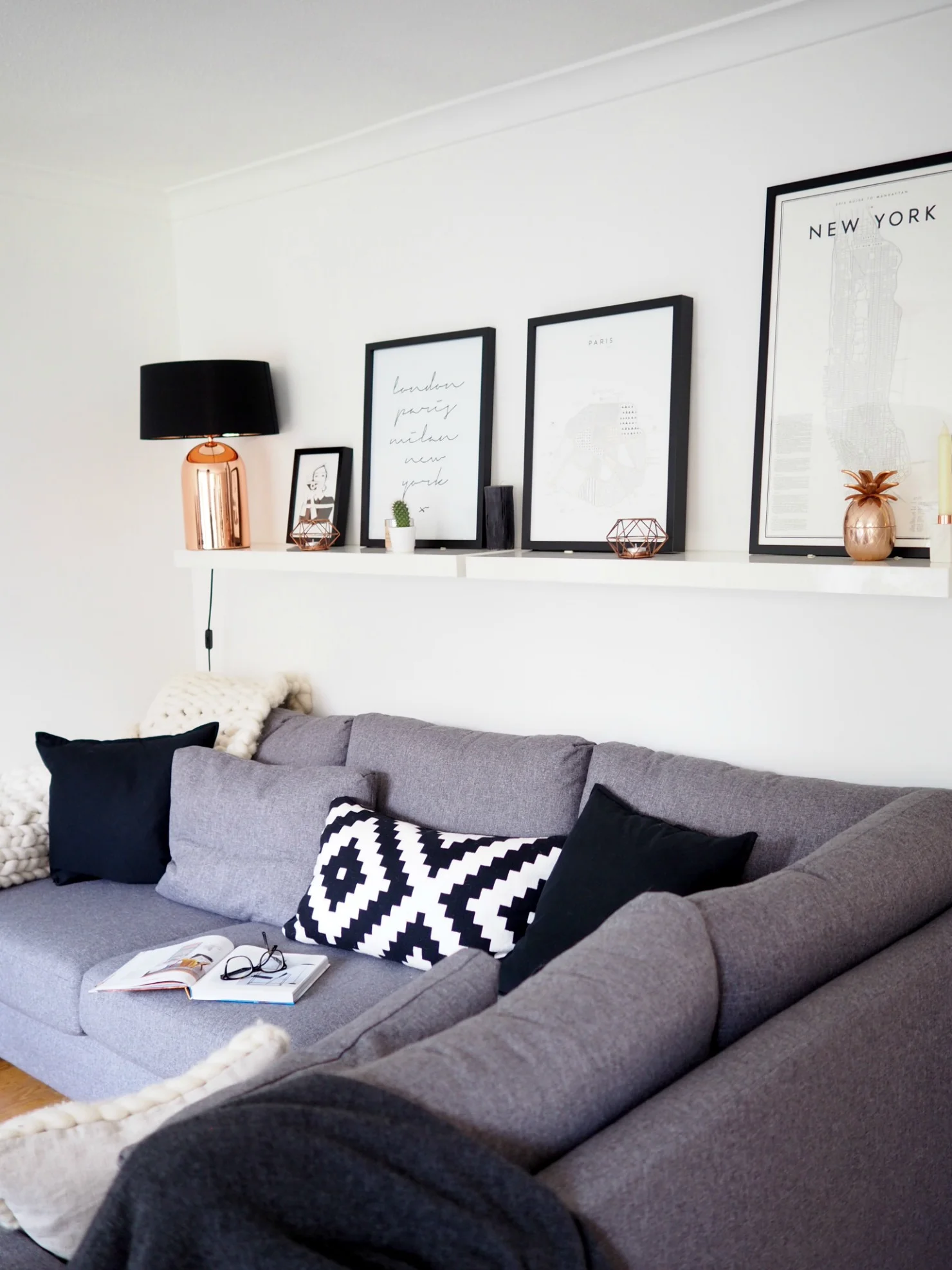 11 sofa wall after.jpg