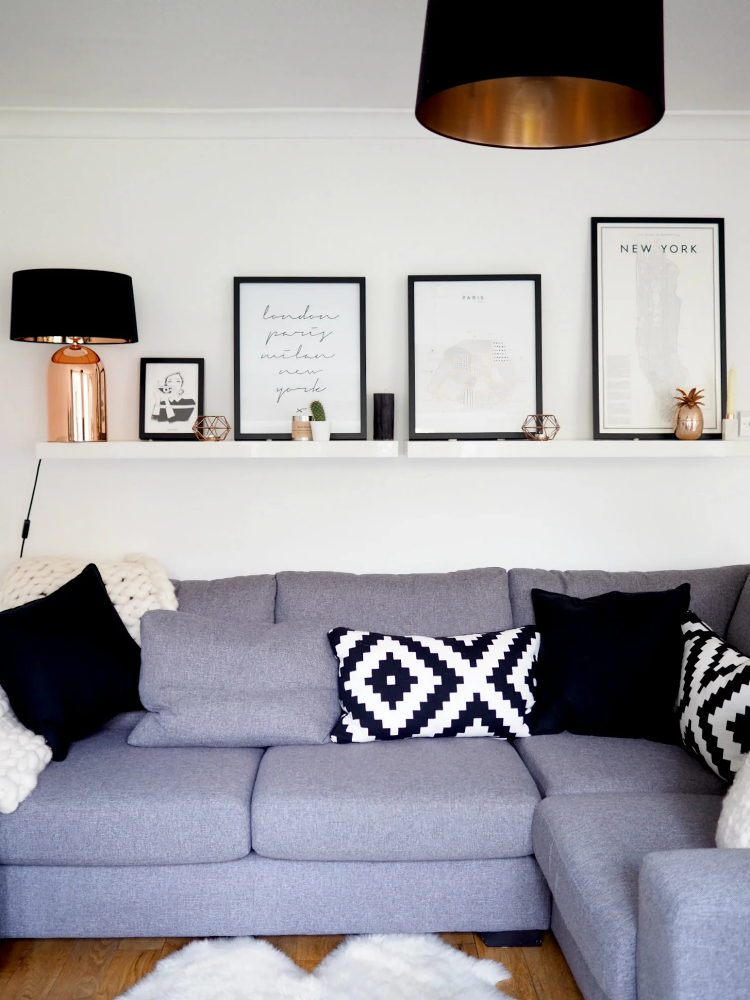 12 sofa picture shelf.jpg