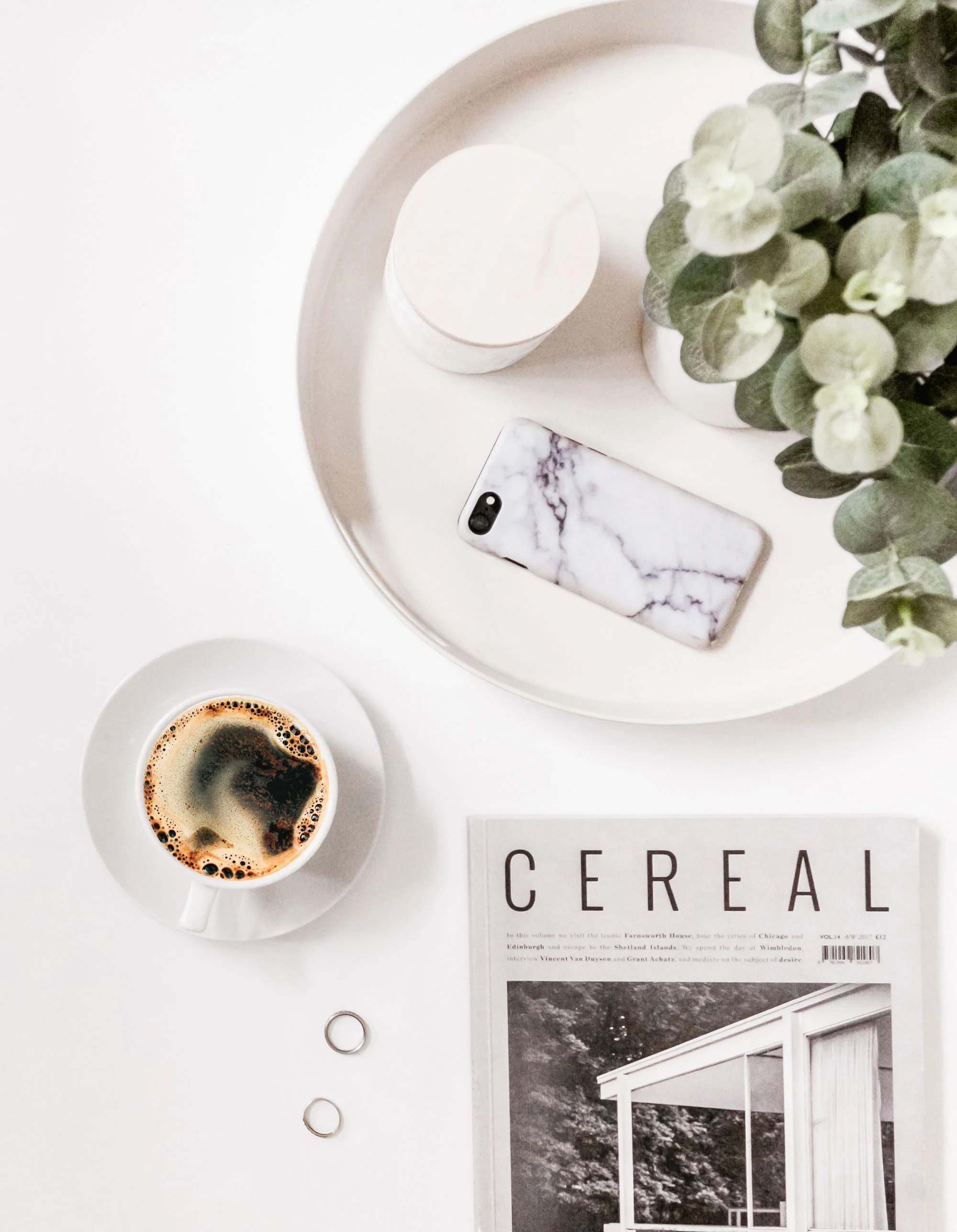 3 minimal flat lay on unsplash.jpg