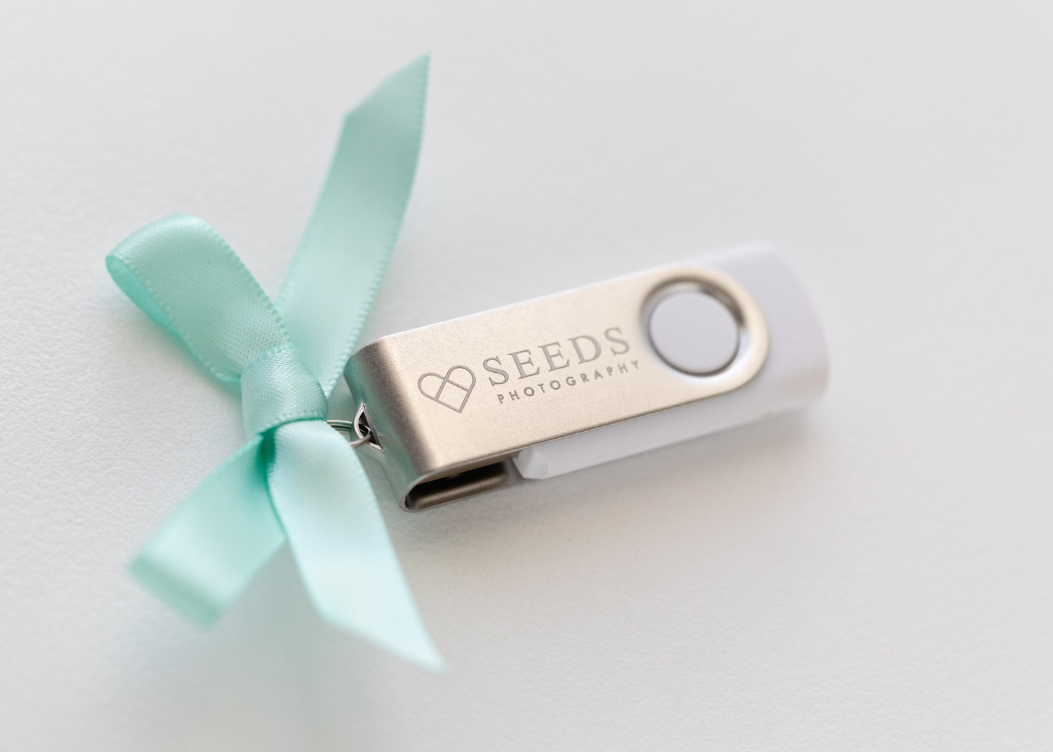 digital-files-newborn-photography-melbourne.jpg