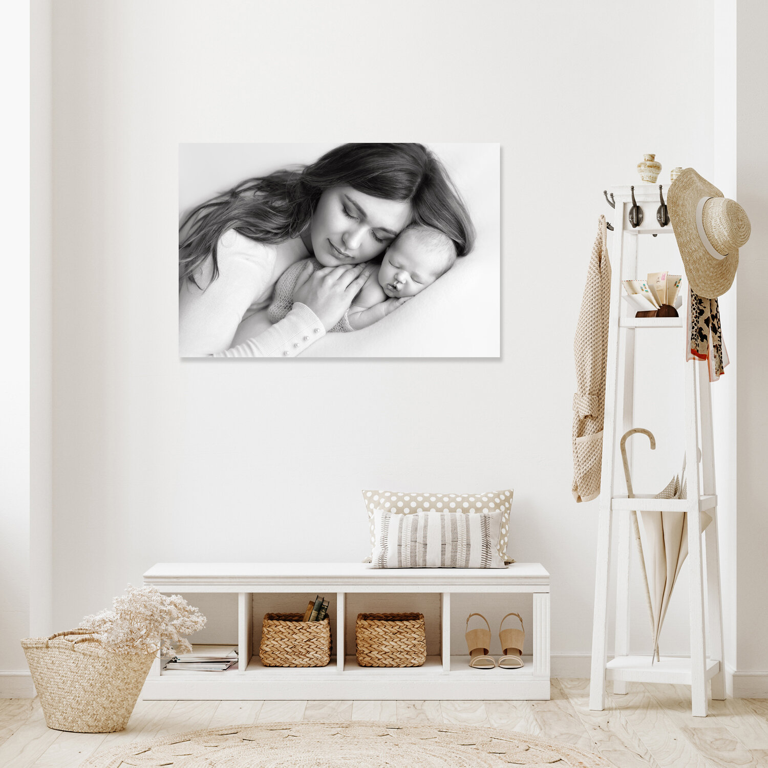 hall-entry-large-photo-canvas-mother-newborn.jpg