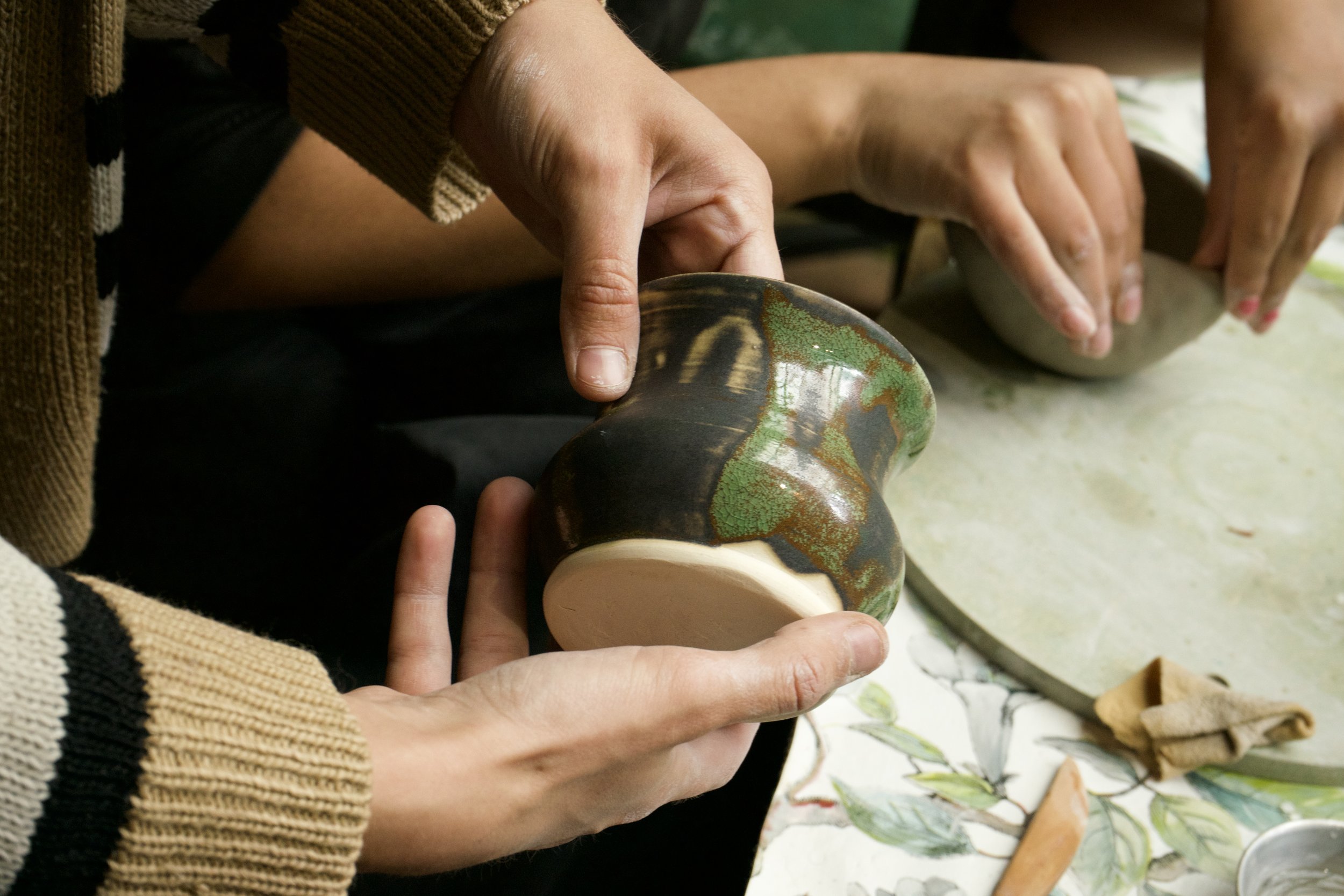 ceramics-workshop-car-april-handbuilding-demo-mug.jpeg