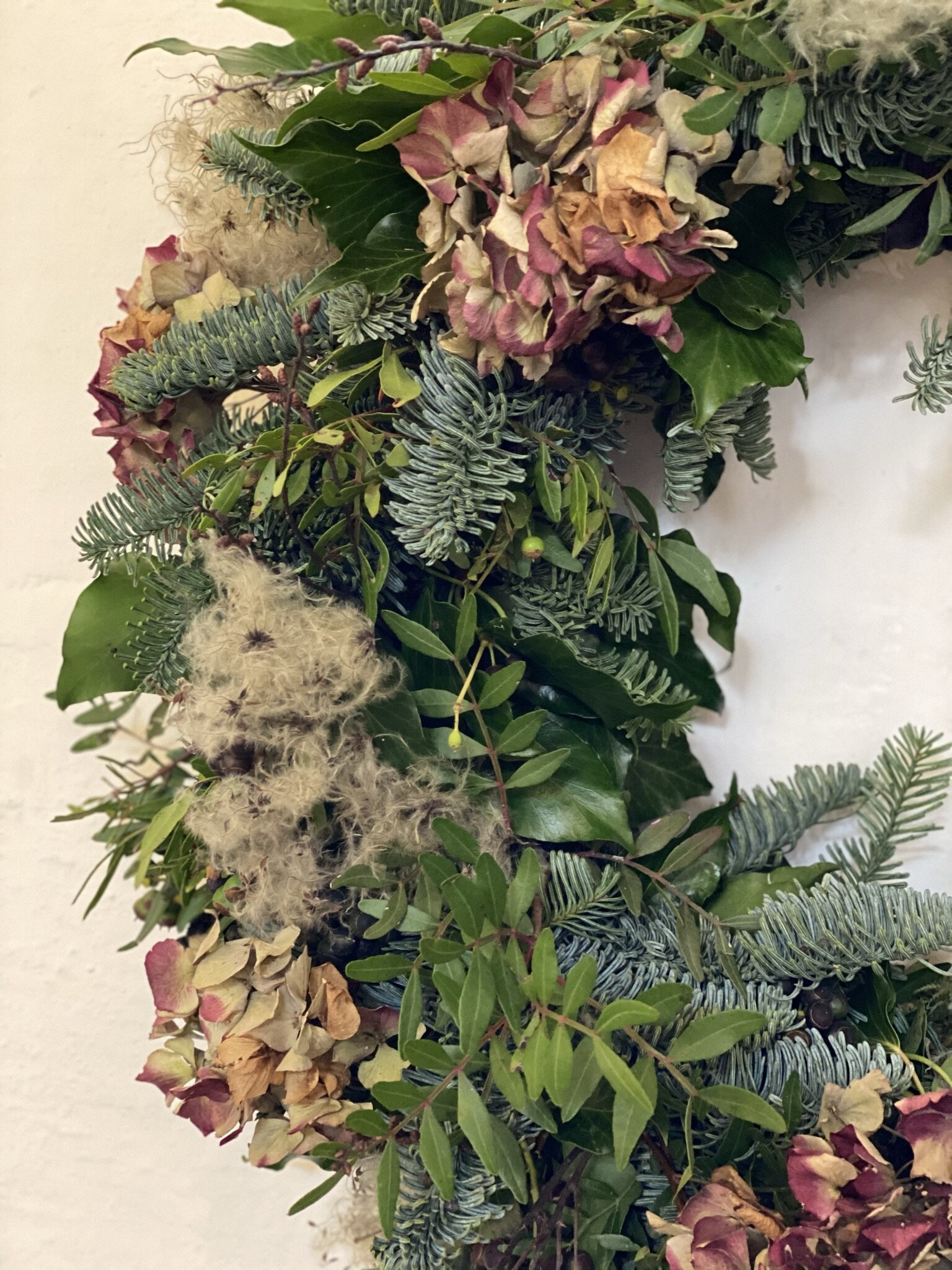 Hedgerow inspired Christmas wreath  (Copy)
