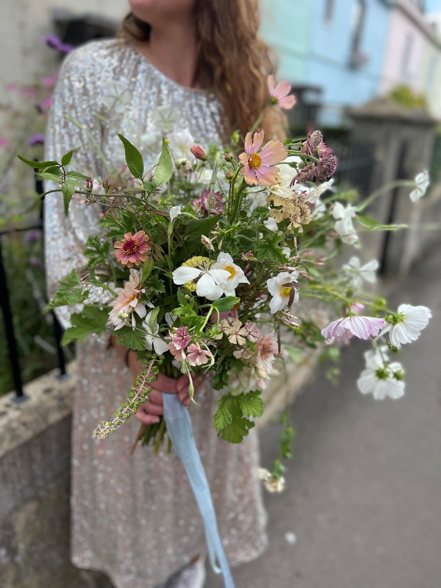 Bridal bouquet made on the DIY wedding flowers course 