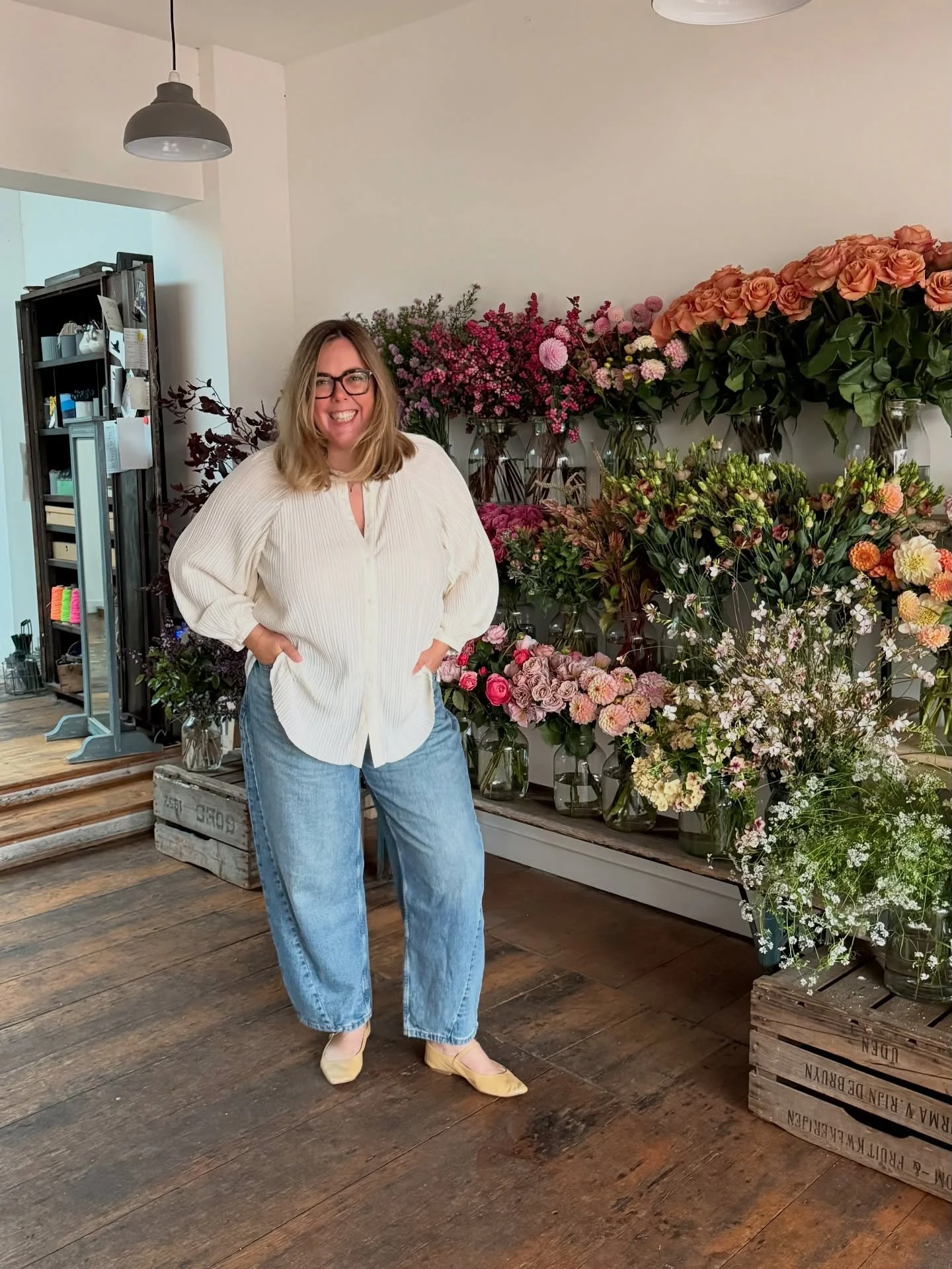 NEW DATE RELEASED!! 

Our masterclass with the wonderful Jennie Evans of Liberty Lane Flowers filled quickly, so we&rsquo;ve opened one more opportunity to join us.

This is a full day at the flower school working closely with Jennie on natural brida