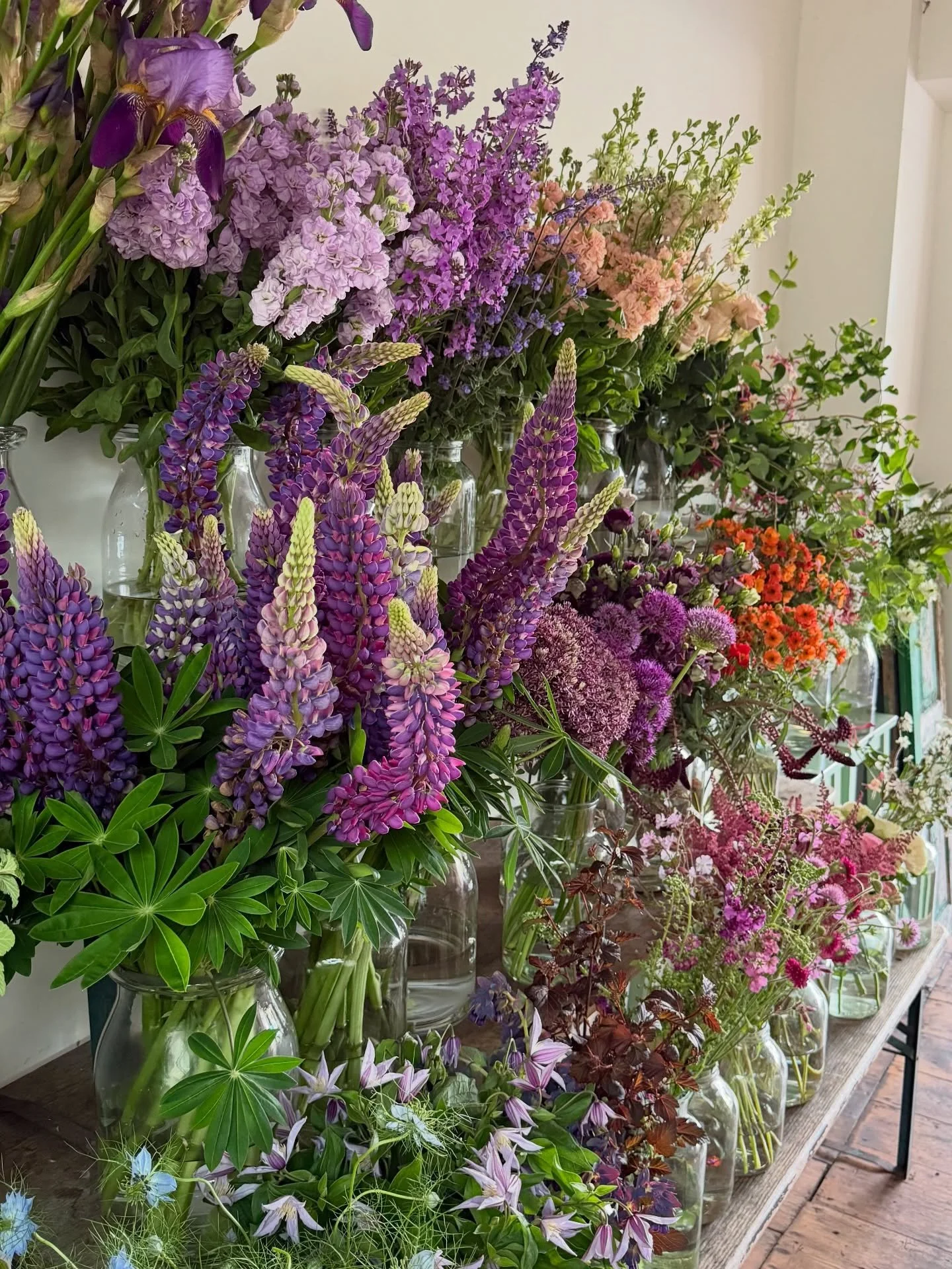 2 Week Professional Floristry Course
Day Three

Today we moved into sympathy floristry, creating both natural sympathy sheafs and living wreaths using sustainable mechanics and seasonal materials.

Sympathy flowers require such a thoughtful and sensi