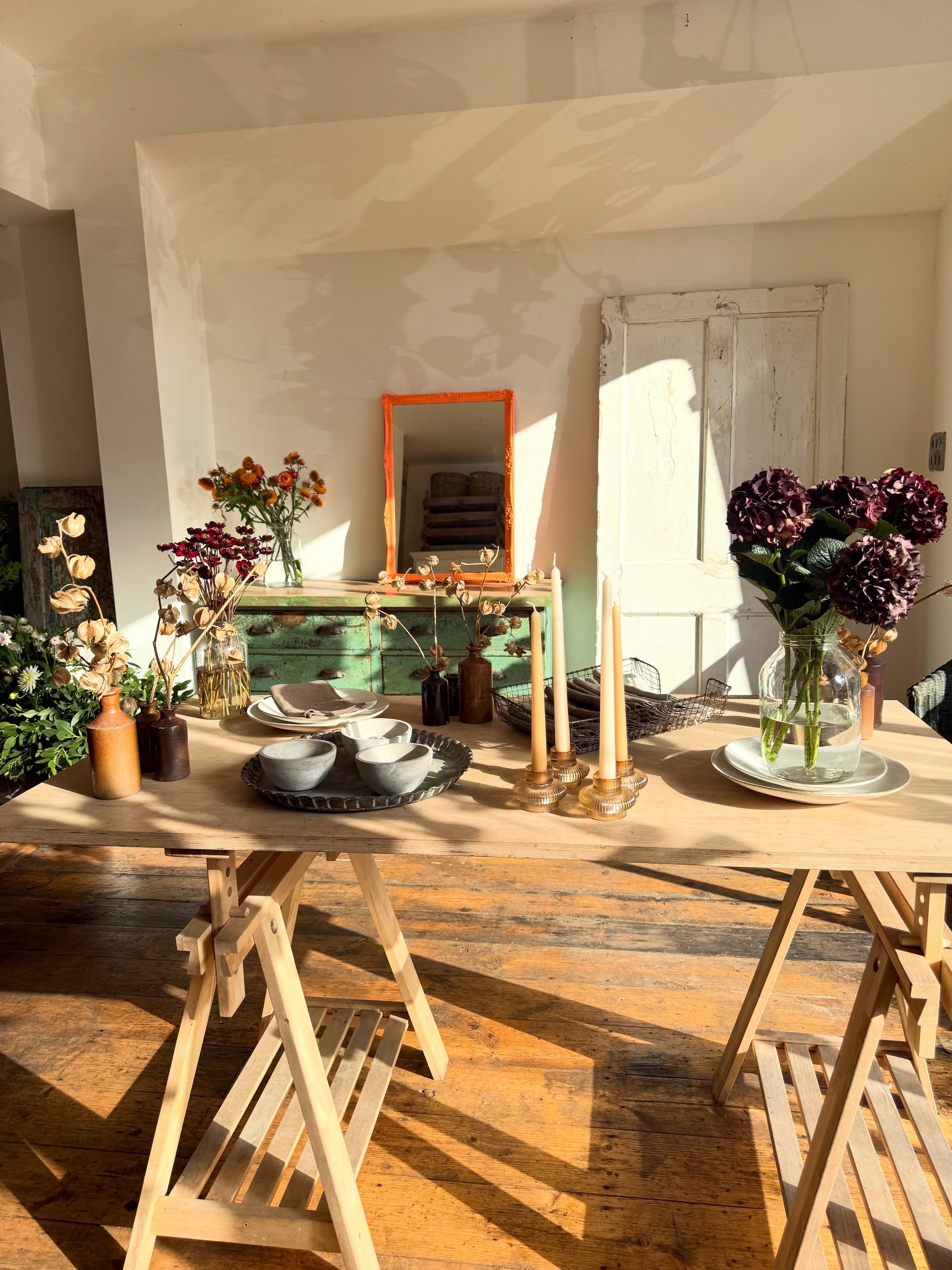 Happy Monday lovelies!

The Monday after a Professional Floristry Course always feels a little strange here at the school.

We&rsquo;ve spent the last two weeks with the same group of students, watching them grow in skill and confidence, getting to k