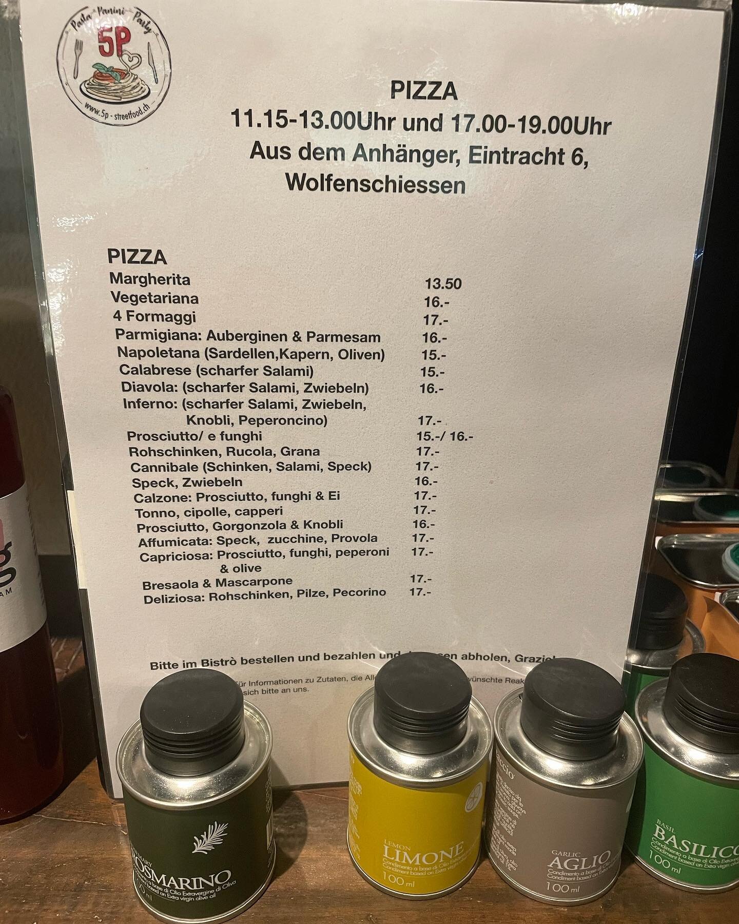 Donnerstag 24.11.22 mit oder ohne Fussball, eine Pizza passt immer 😉🍕
Bis mind. 19.00Uhr ge&ouml;ffnet.
Und am Freitag vor oder nach dem Umzug etwas feines Essen oder ein Kaffee Schnaps, Gl&uuml;hwein? Wir sind f&uuml;r euch da 🤗