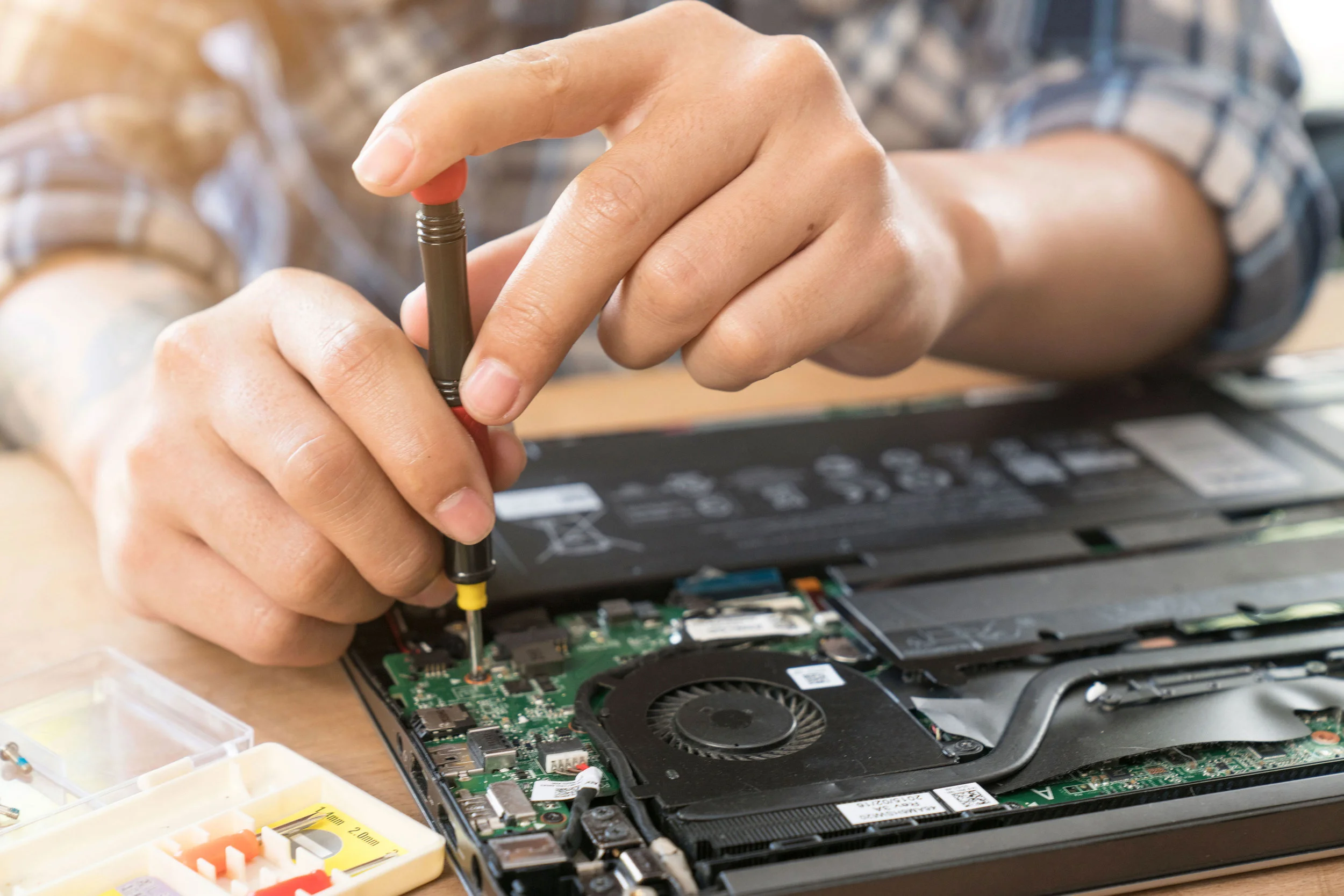 Laptop Repair.jpg