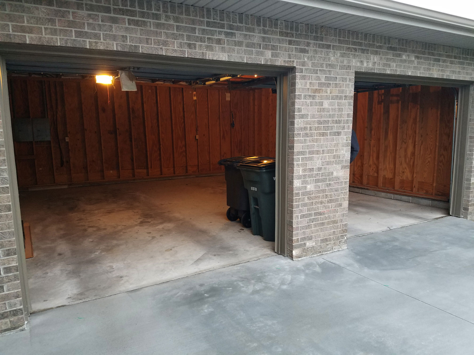 Brentwood Apartments Exterior