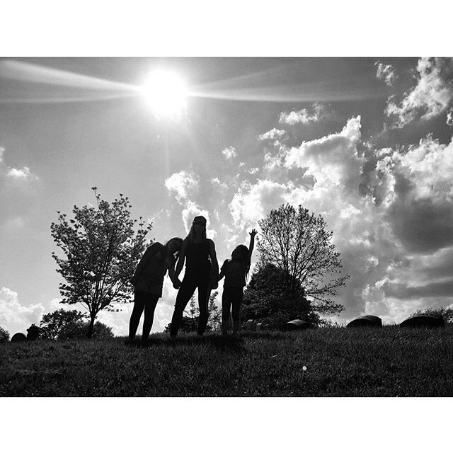 Made it through another week!  Victory!
.
.
.
.
.
#Friday #victorious #greenwoodcemetery #walkinthesun #celebratelife #weekend.  #family #shotoniphone #iphone