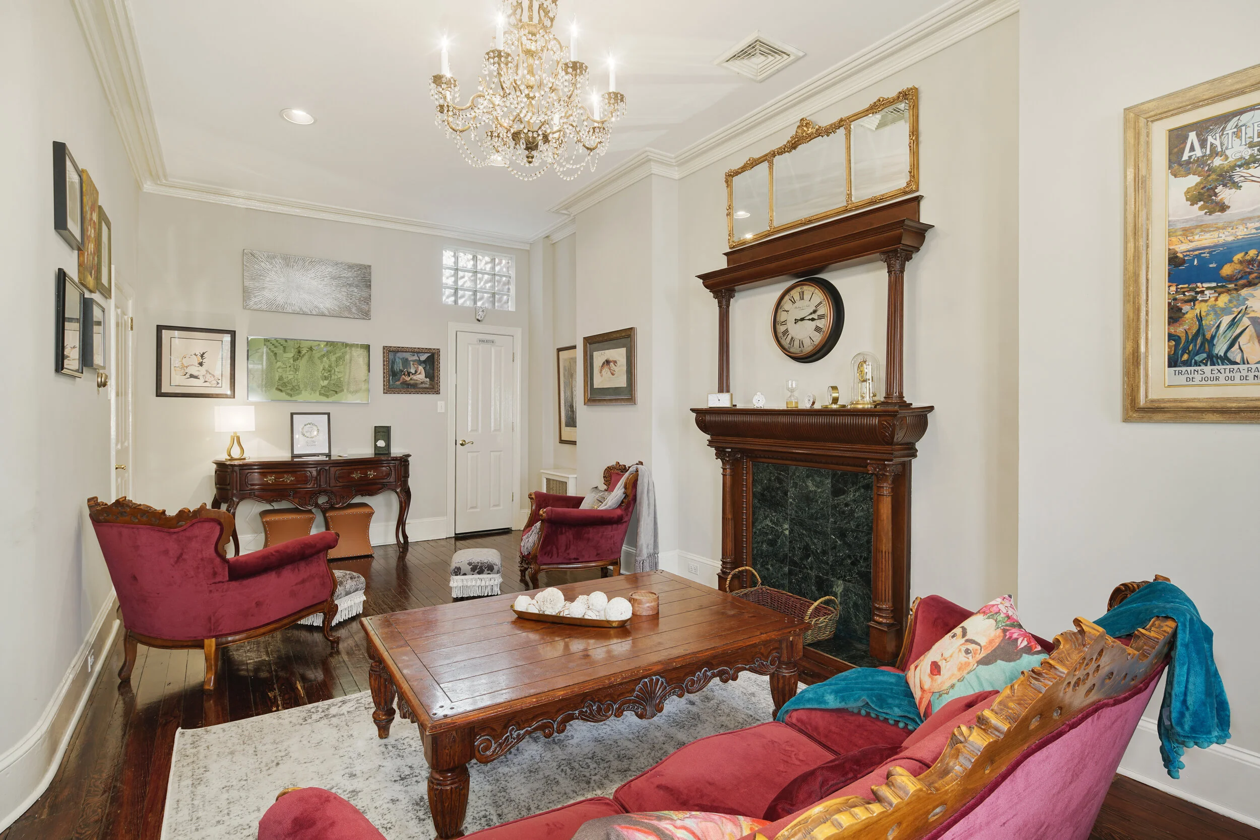 1024 Federal St-3000x2000-6.jpg