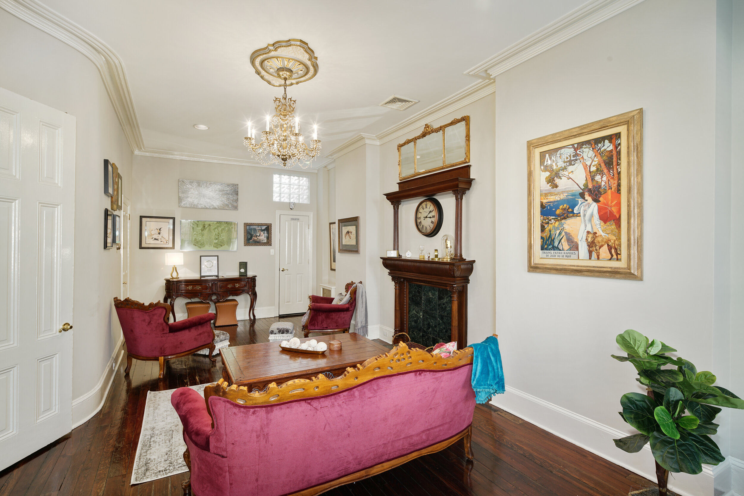 1024 Federal St-3000x2000-4.jpg