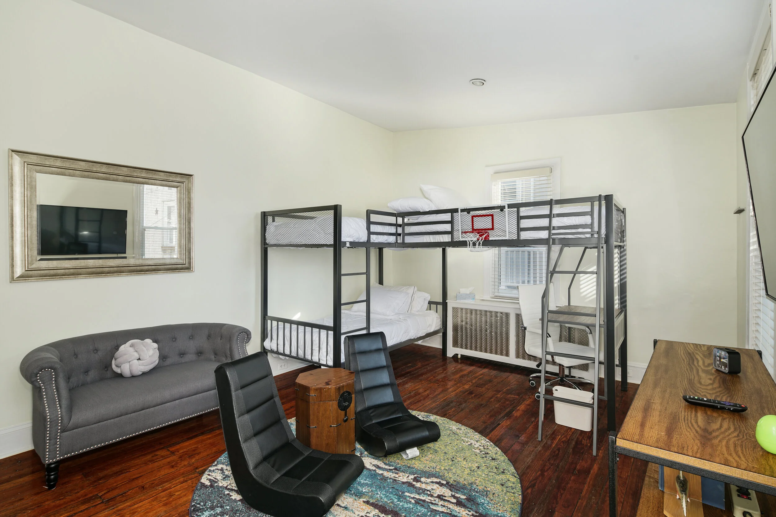 1024 Federal St-3000x2000-13.jpg