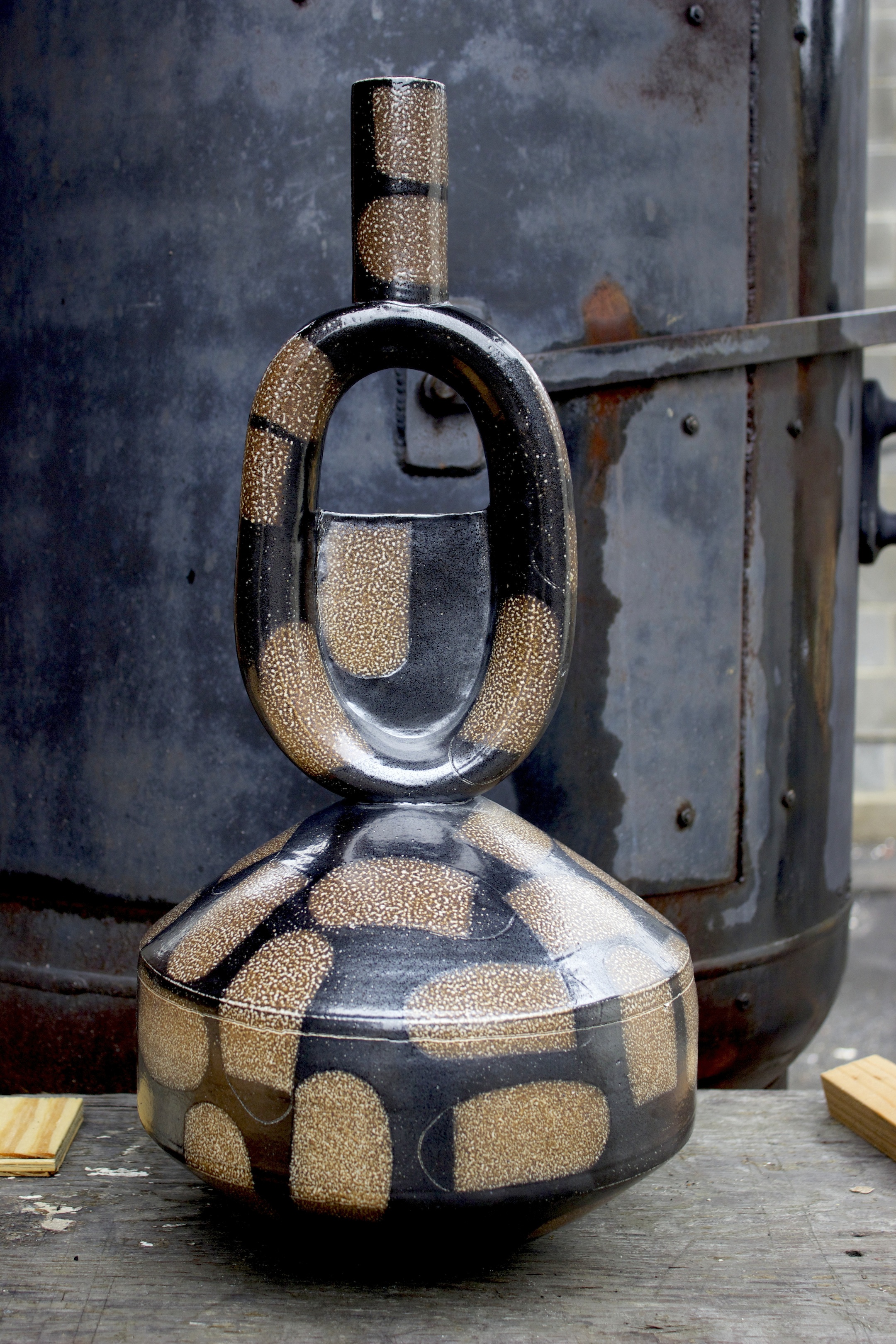 Horizon Portal Vase