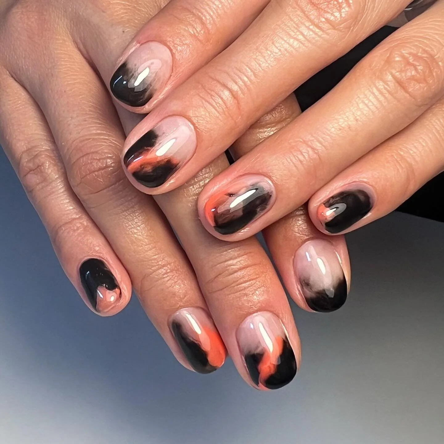 🖤🧡🖤🧡
.
.
.
.
#nailexec20min #halloweennails