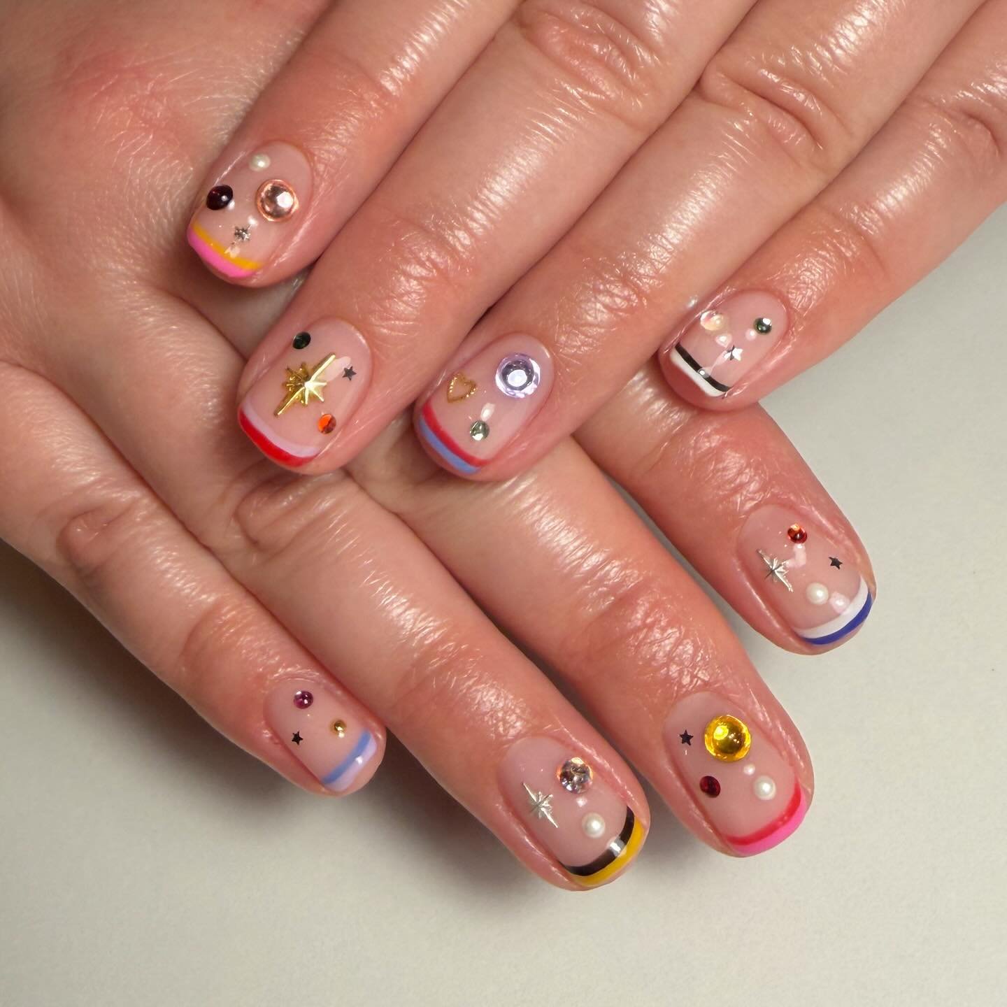 Kitchen sink nails 💕🌈✨
.
.
.
.
.
.
#nailexec50min