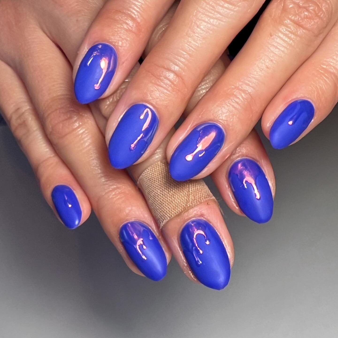 Melty chrome 💙💿💙
.
.
.
.
.
#nailexec50min