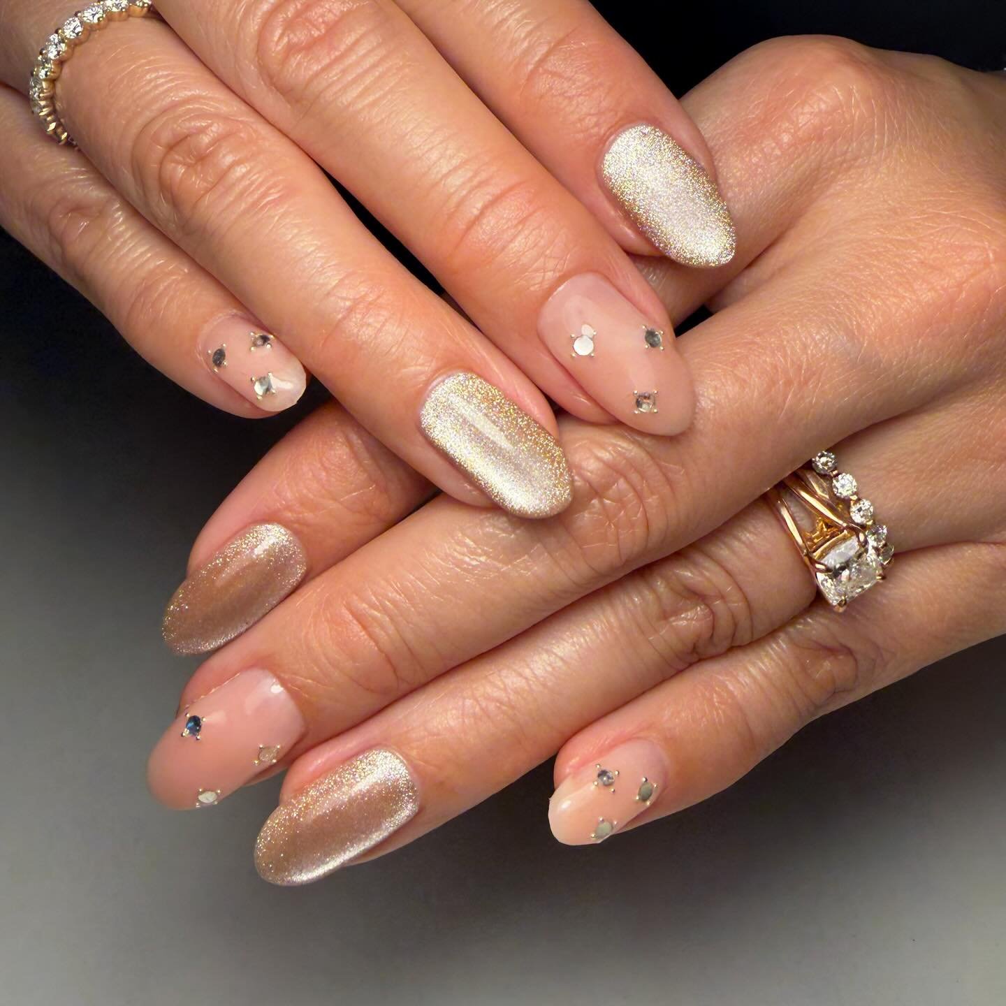 Clean and sparkly ✨
.
.
.
.
.
#nailexec50min