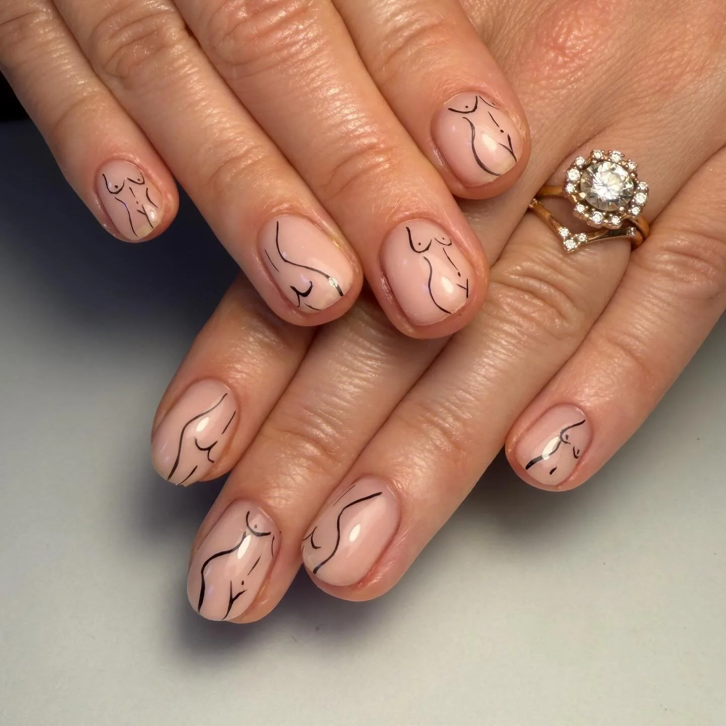 No butts meow 
.
.
.
.
.
#nailexec20min