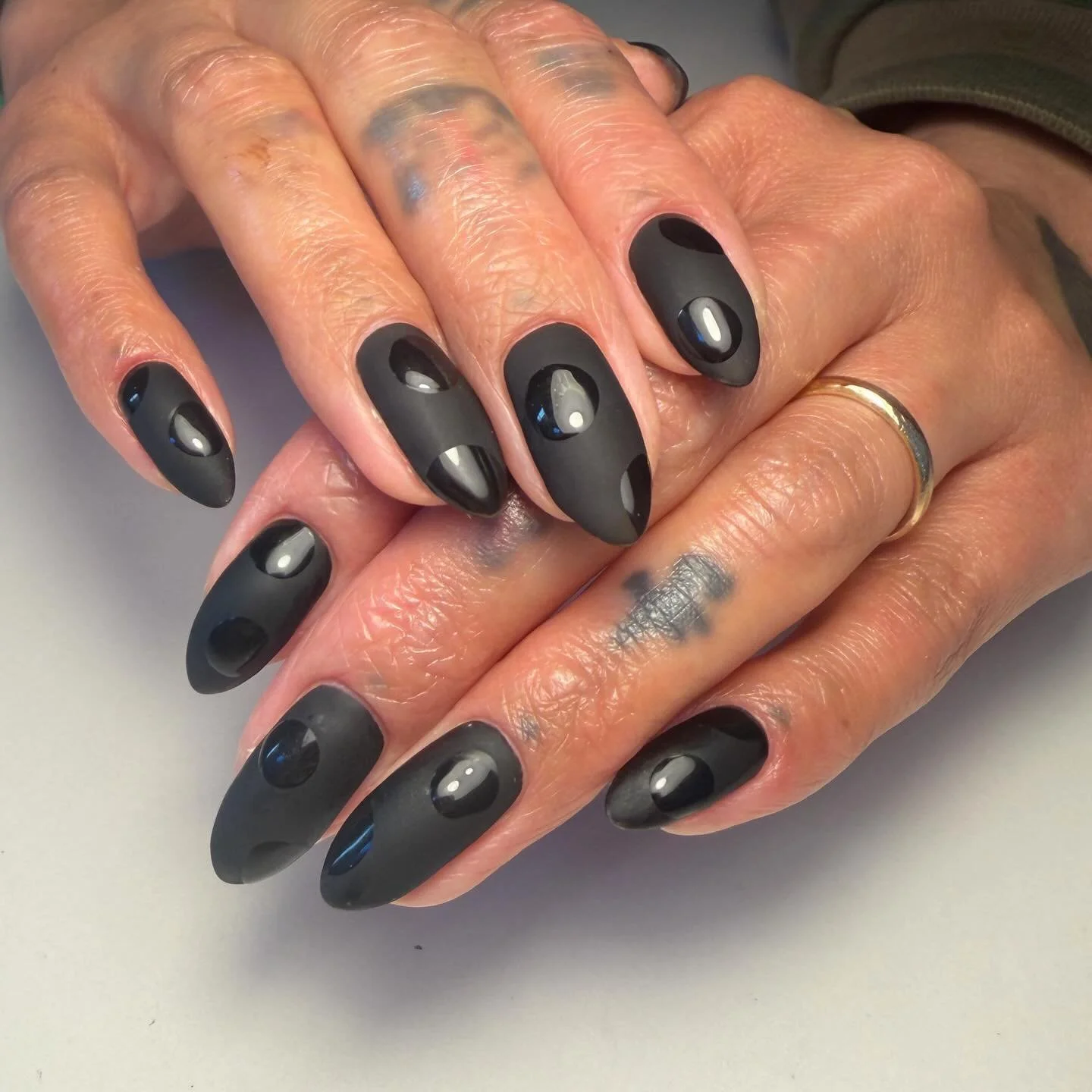 Texture dots 🖤🖤
.
.
.
.
#nailexec20min