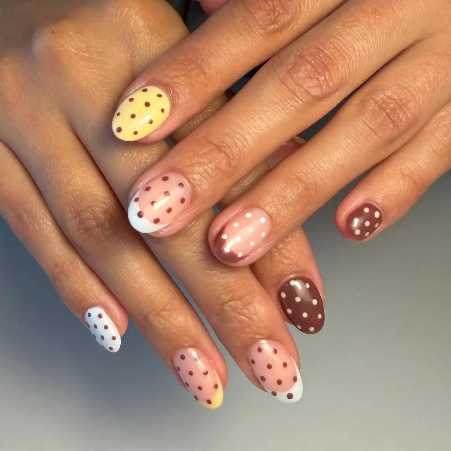 The return of my color queen @denizthacher 💛🩵🤎
.
.
.
.
.
#nailexec20min