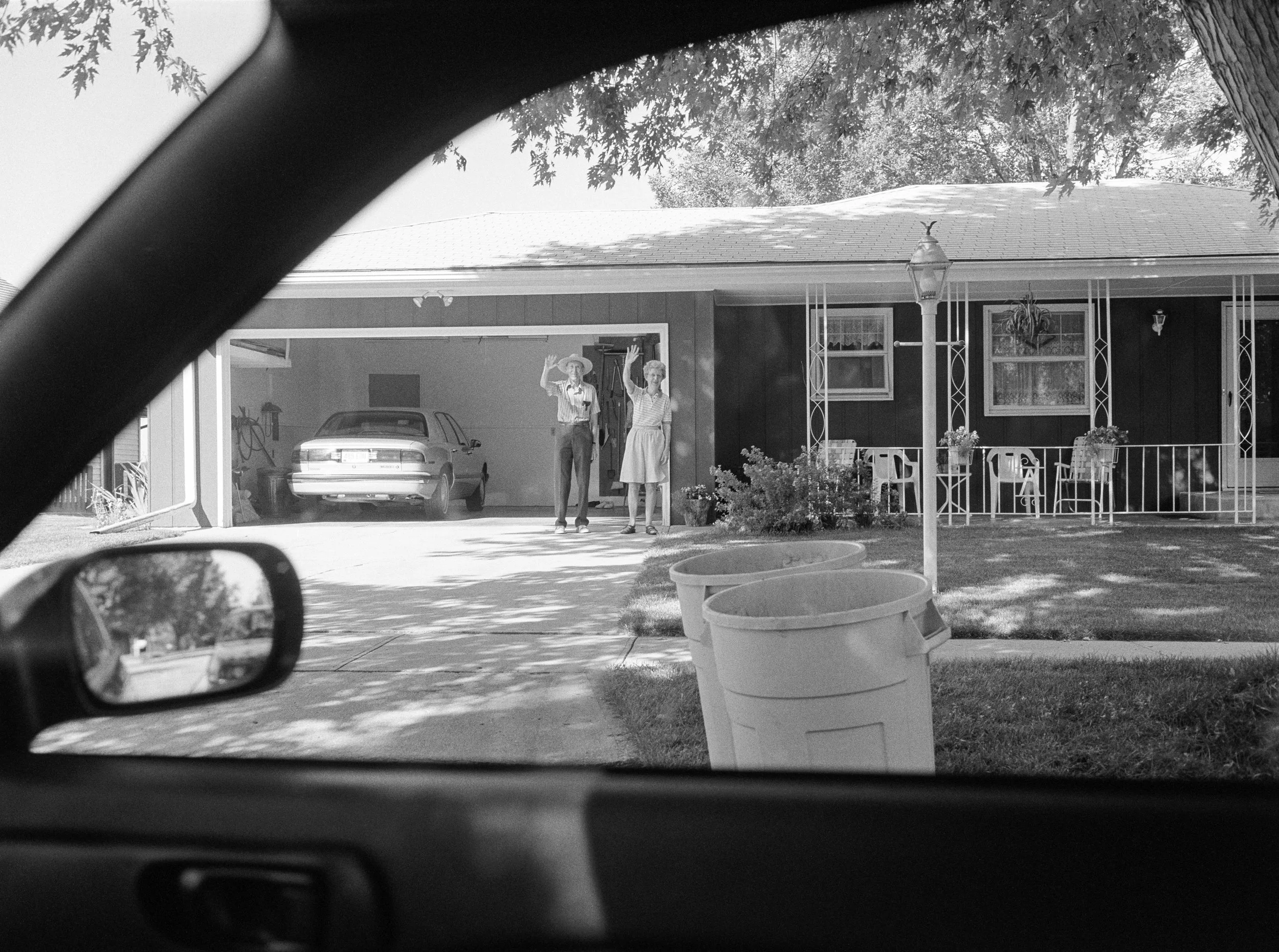 Leaving and waving, 9-1998.jpg