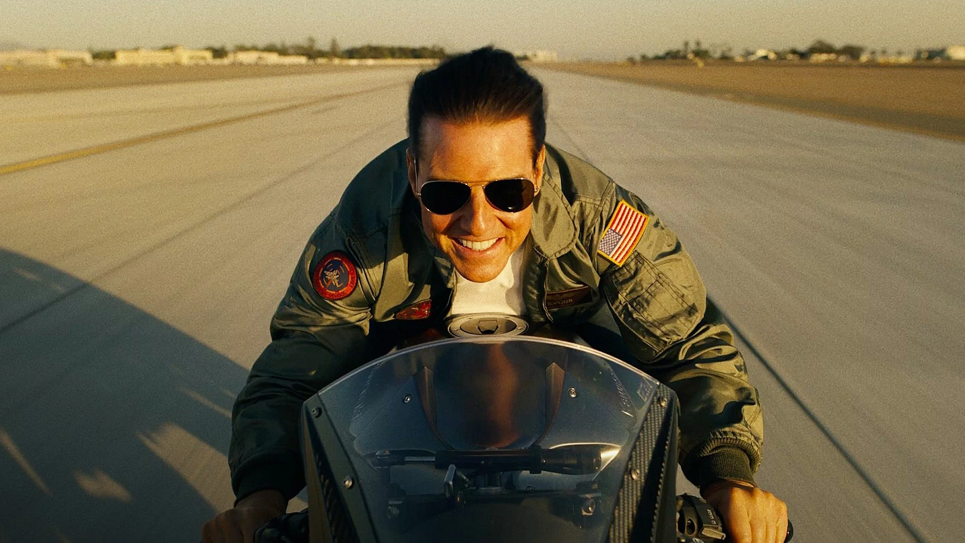 TOP GUN: MAVERICK