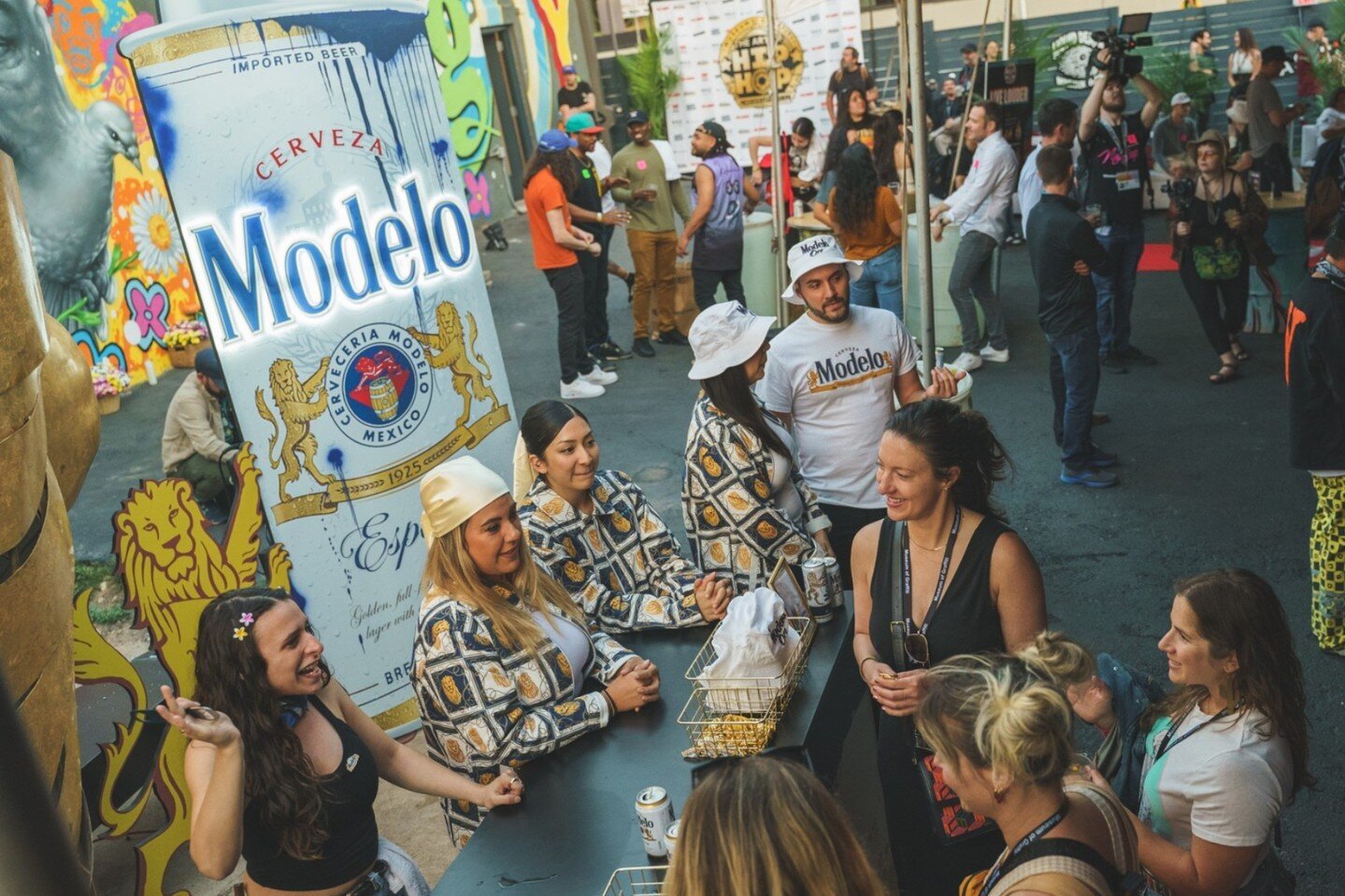 @ModeloUSA, in partnership with @cogentworld, sponsored 'The Art of Hip Hop' pop-up by @museumofgraffiti in Austin TX. Exclusive art drops were made available for purchase and Modelo Oro could be sampled, alongside original programming during the @SX