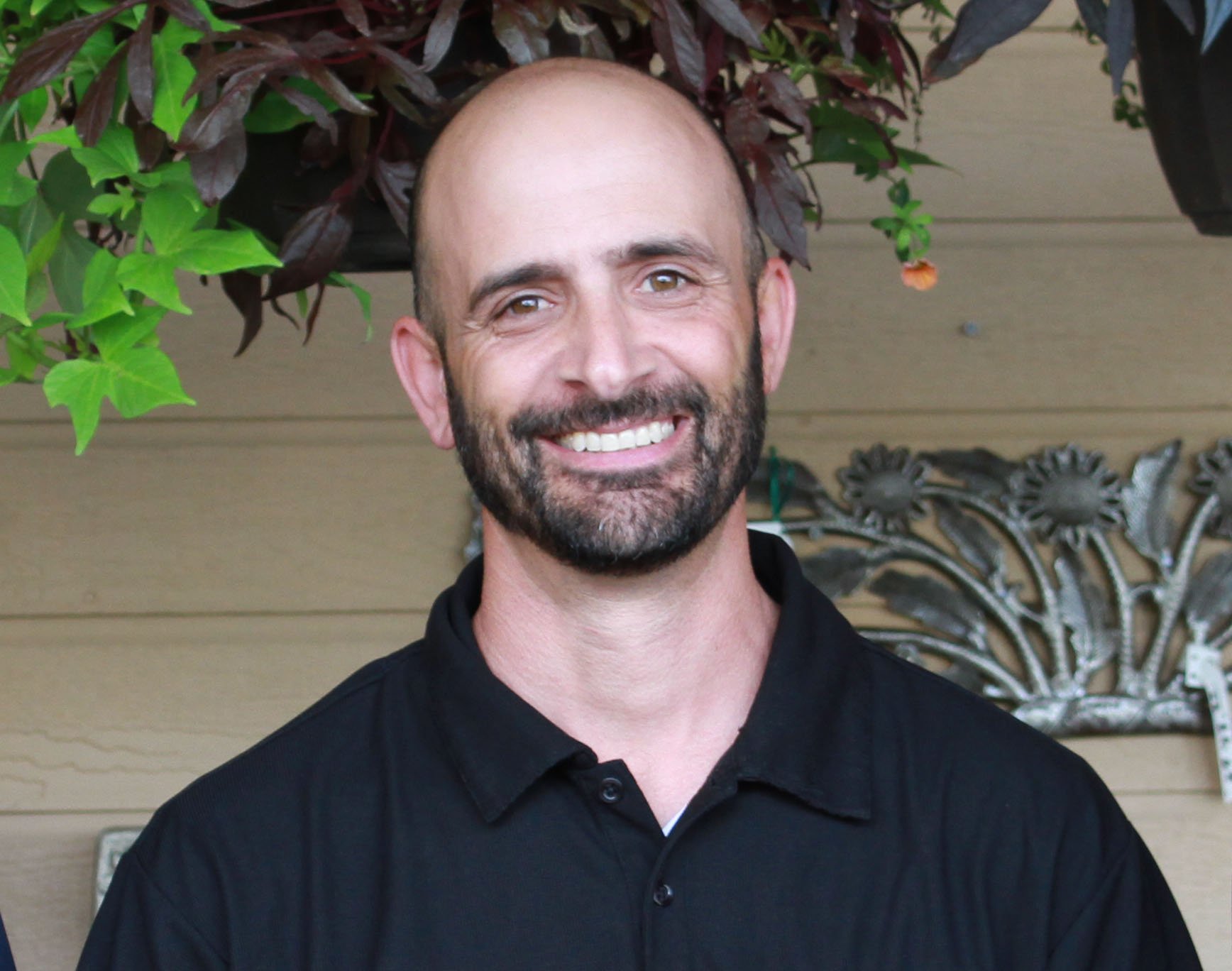 Gardening and free popcorn with Miner's Ace Hardware president Paul Filice, Arroyo Grande