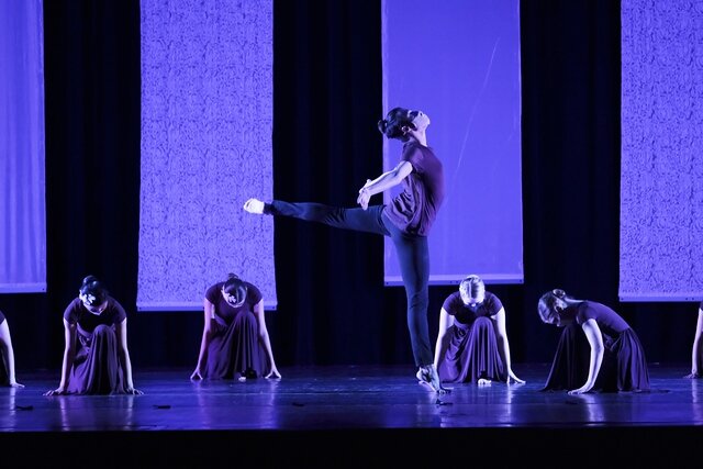  Stacey Tytler Raab Choreography  “Comatose”  Dancers: The Studio, Enola, PA  Photo: Long Shots Photography 