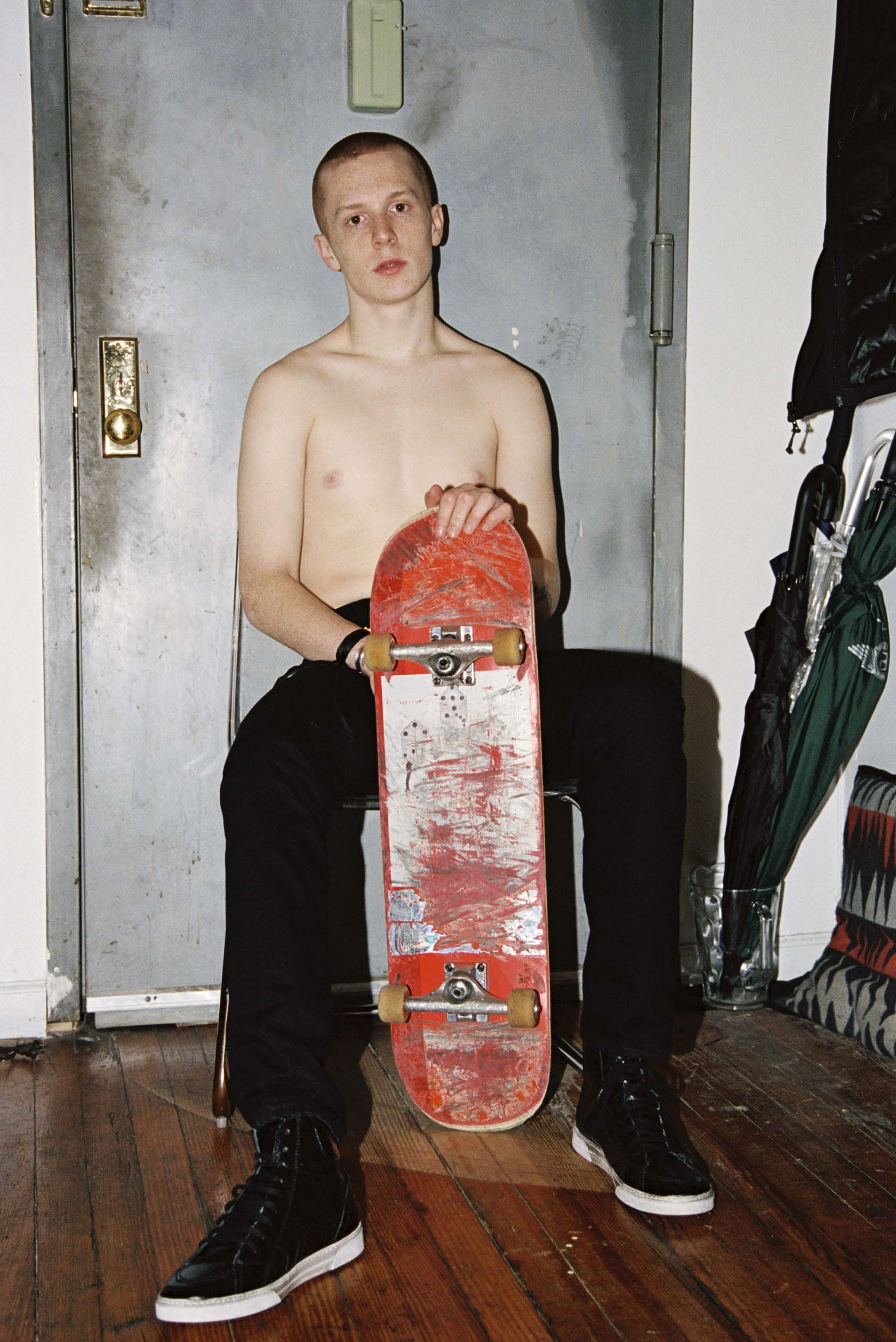 Aaron Curry, skater
