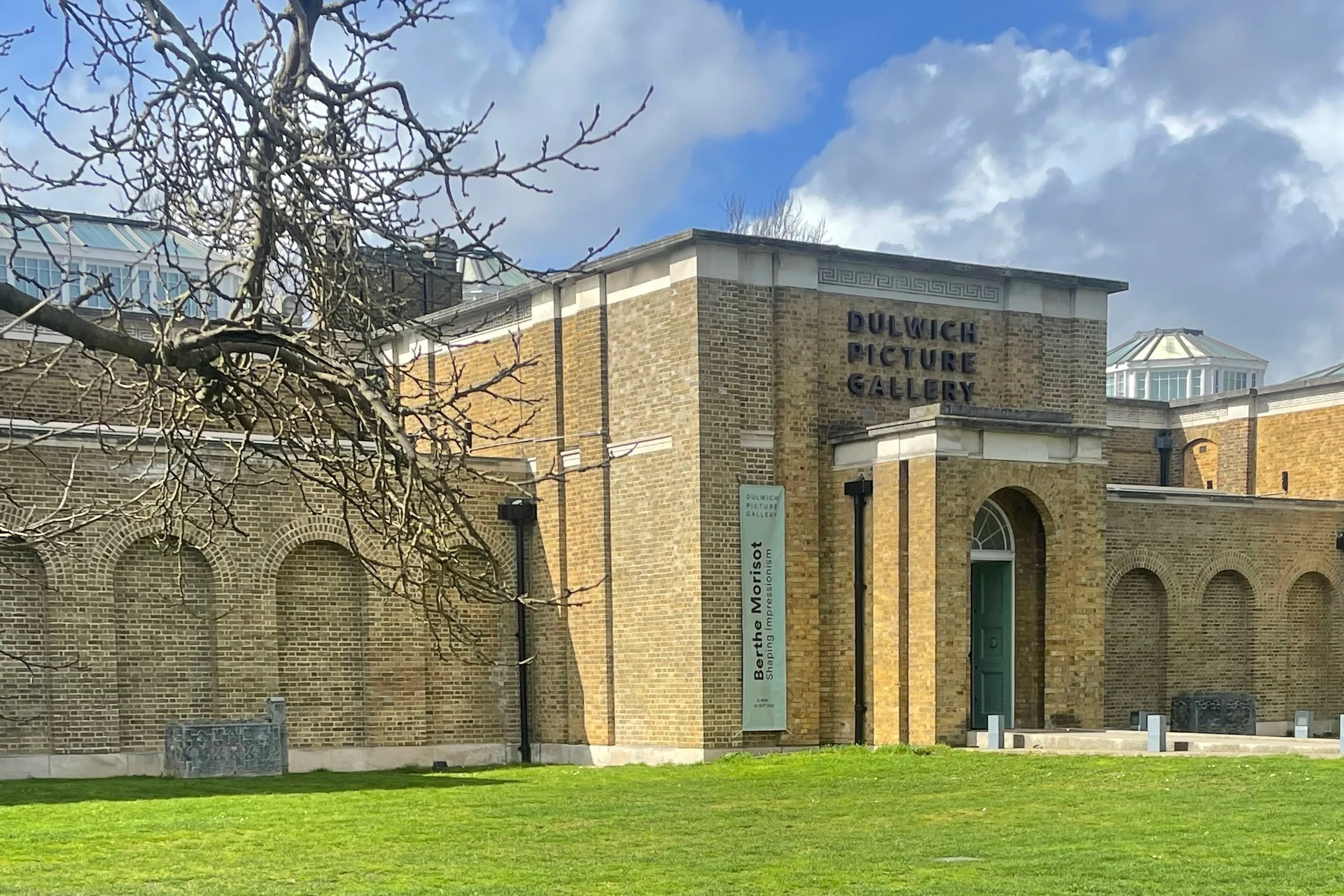 FLO London | The 16 best art galleries in South London