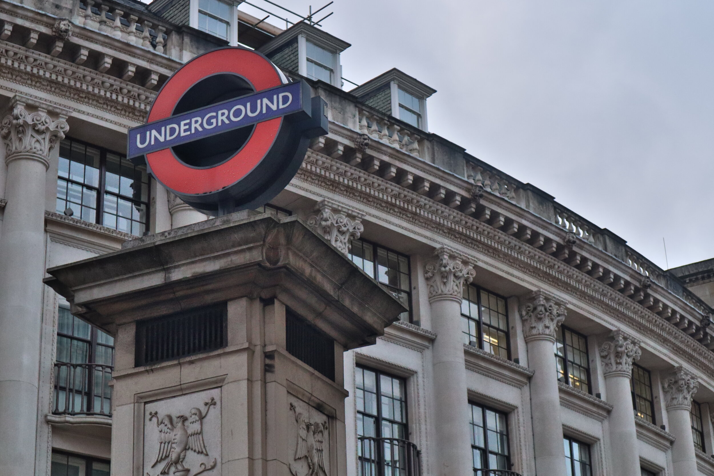 24 Signs you're a Londoner