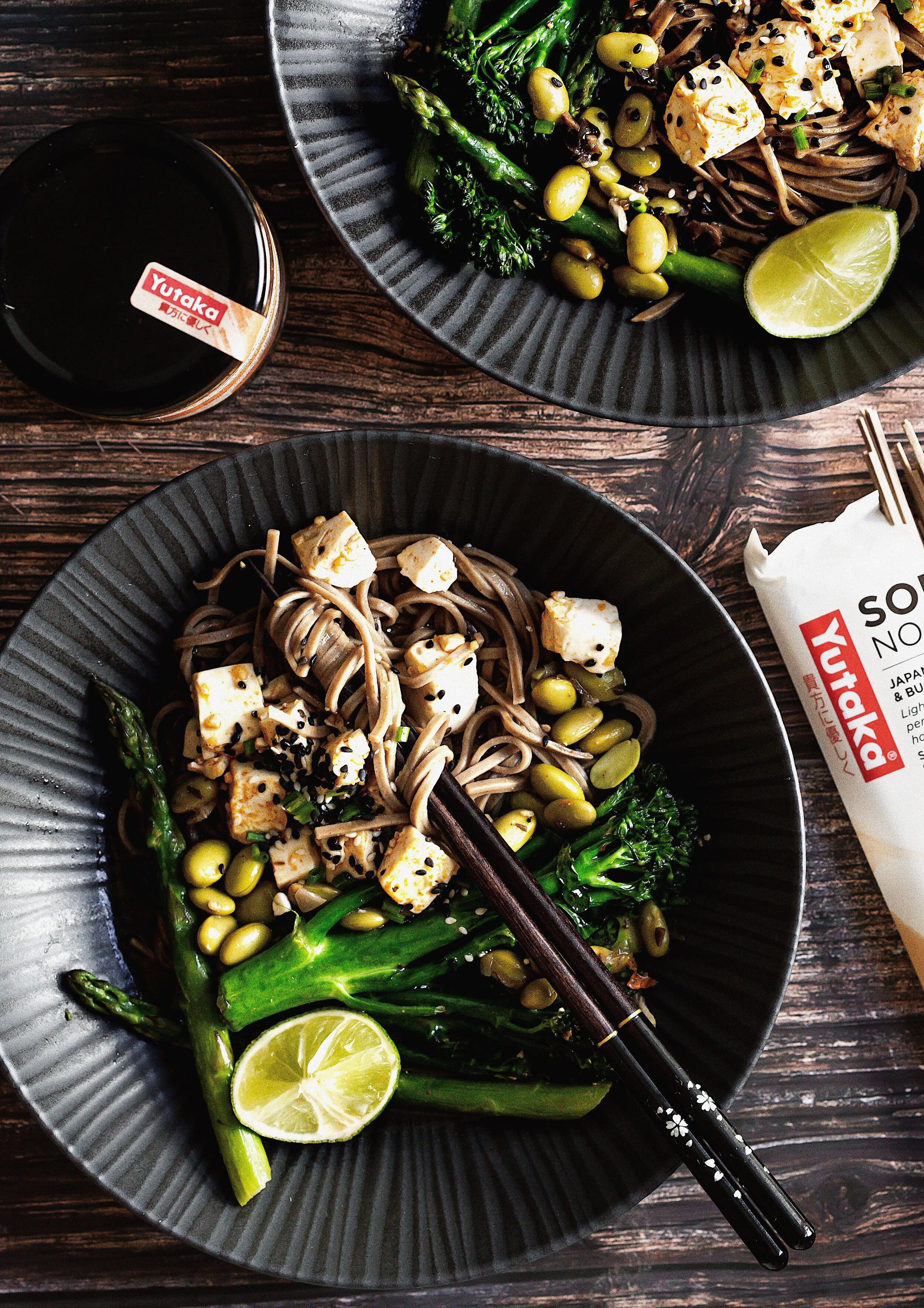 Quick and easy recipes: soba noodles with miso, steamed vegetables and spicy tofu