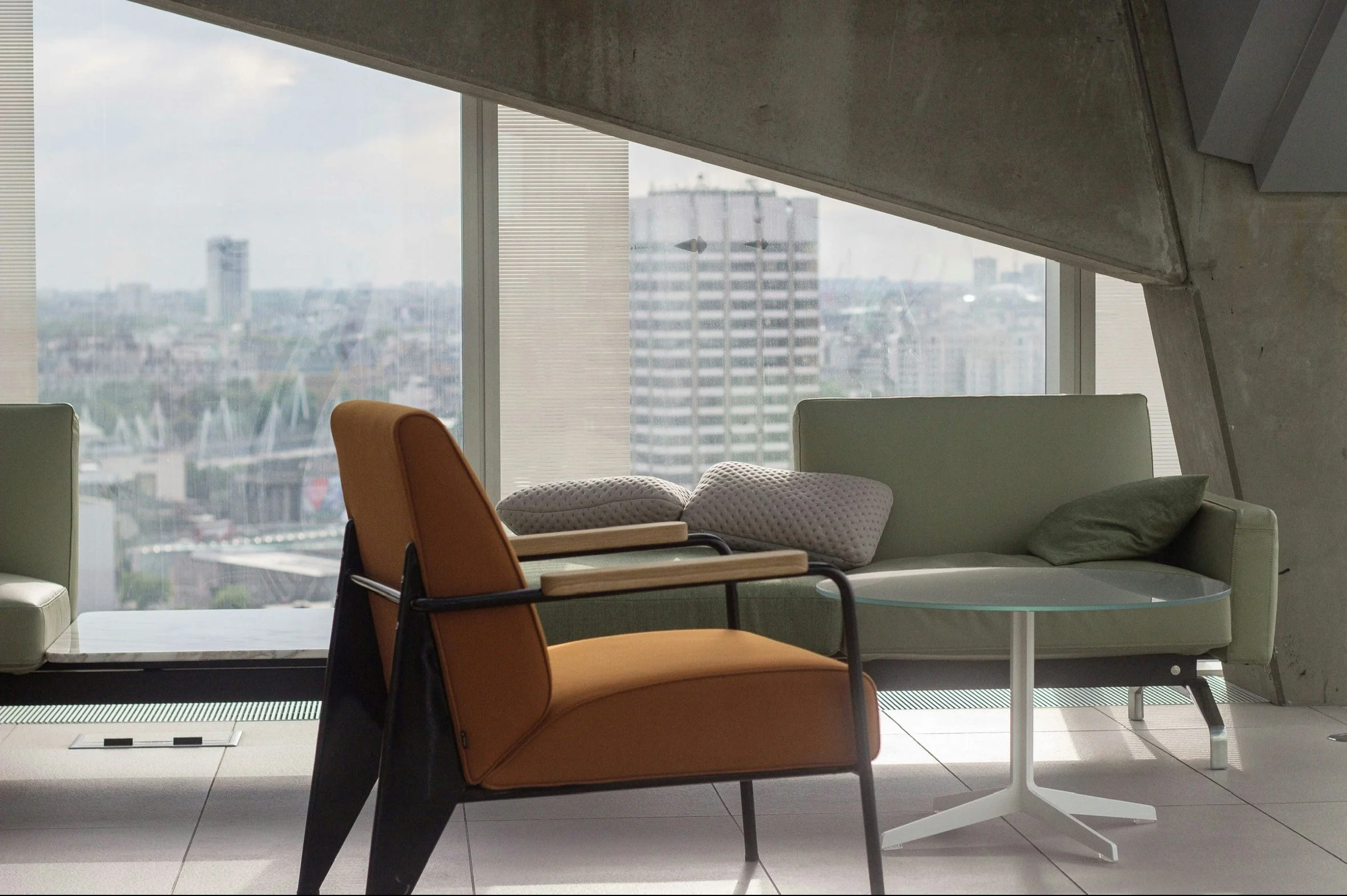 Designing bright spaces: the role of natural illumination in modern homes