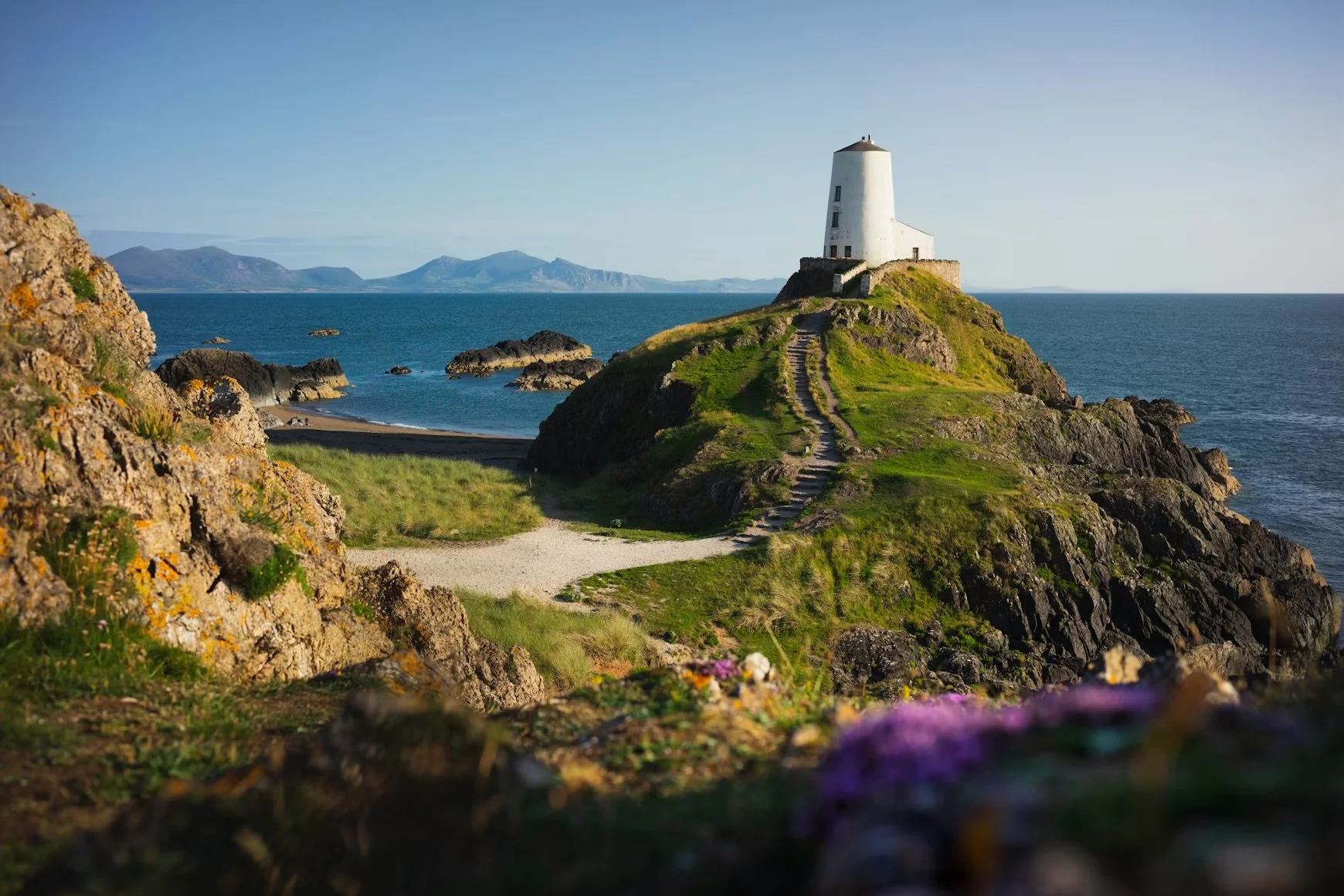 Moving From London to North Wales: What Buyers Need to Know About Costs and Land Transaction Tax