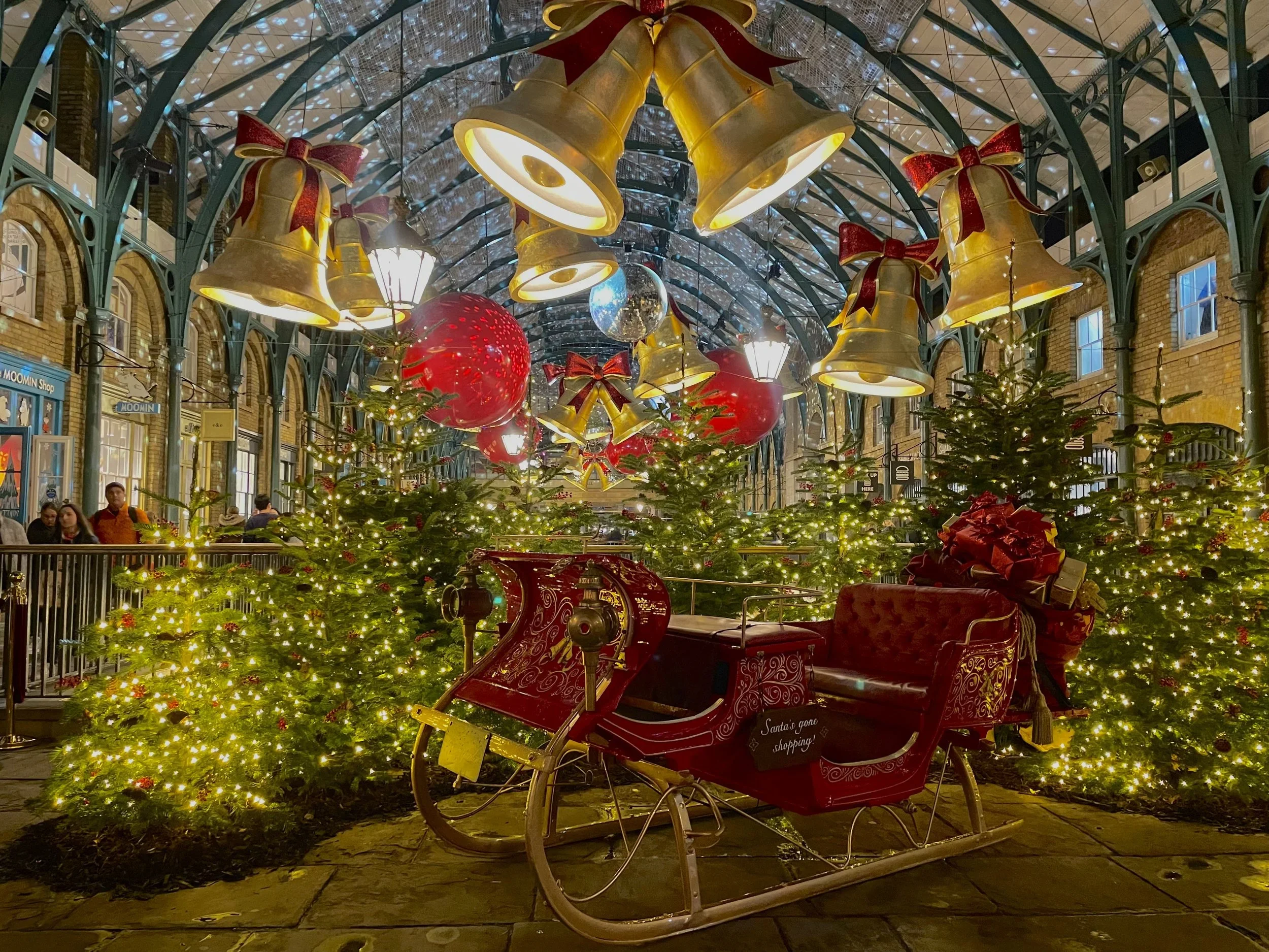 Christmas at Covent Garden. Image credit MTotoe