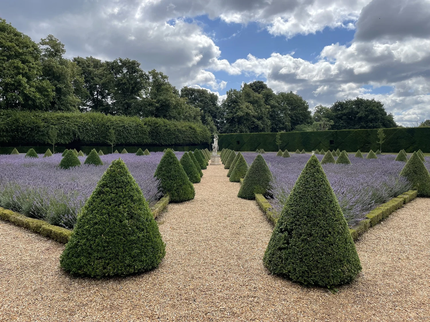 FLO London | Visiting Ham House and Garden