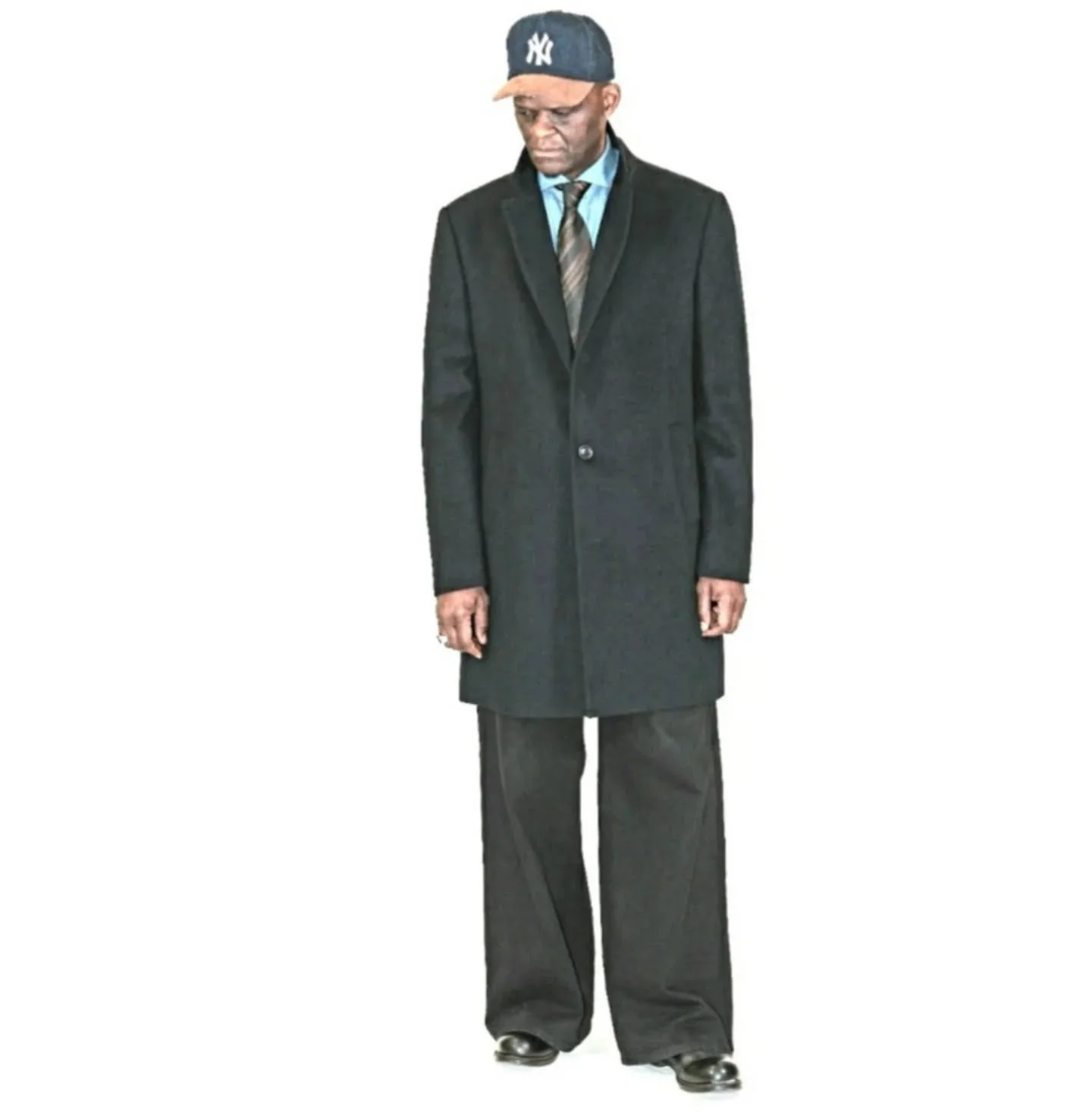 Black jeans π blue denim shirt by JMC