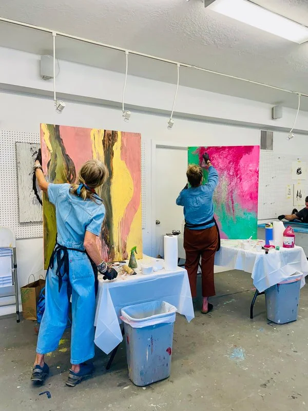 Paint BIG. Paint FEARLESS. with Samantha daSilva